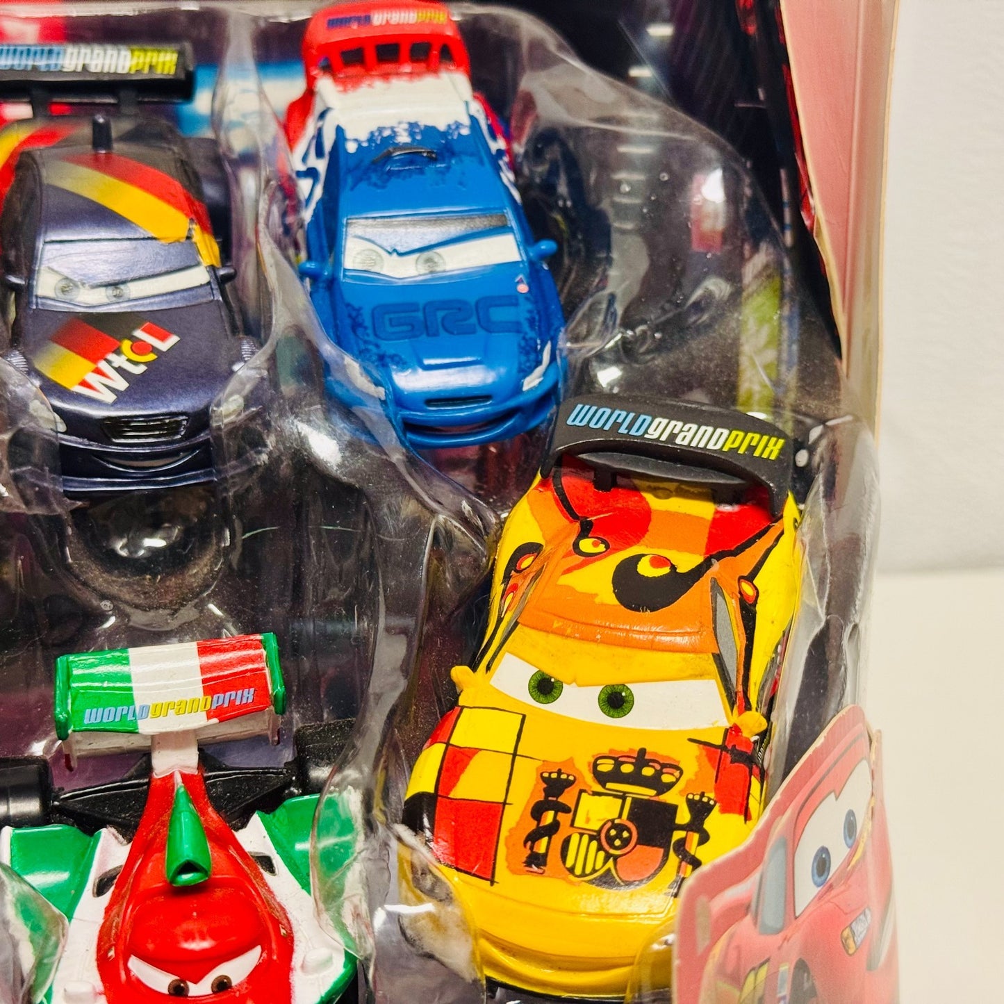 Disney Pixar Cars CARS 2 WORLD GRAND PRIX RACERS FIGURINE SET 1:55 Scale Plastic