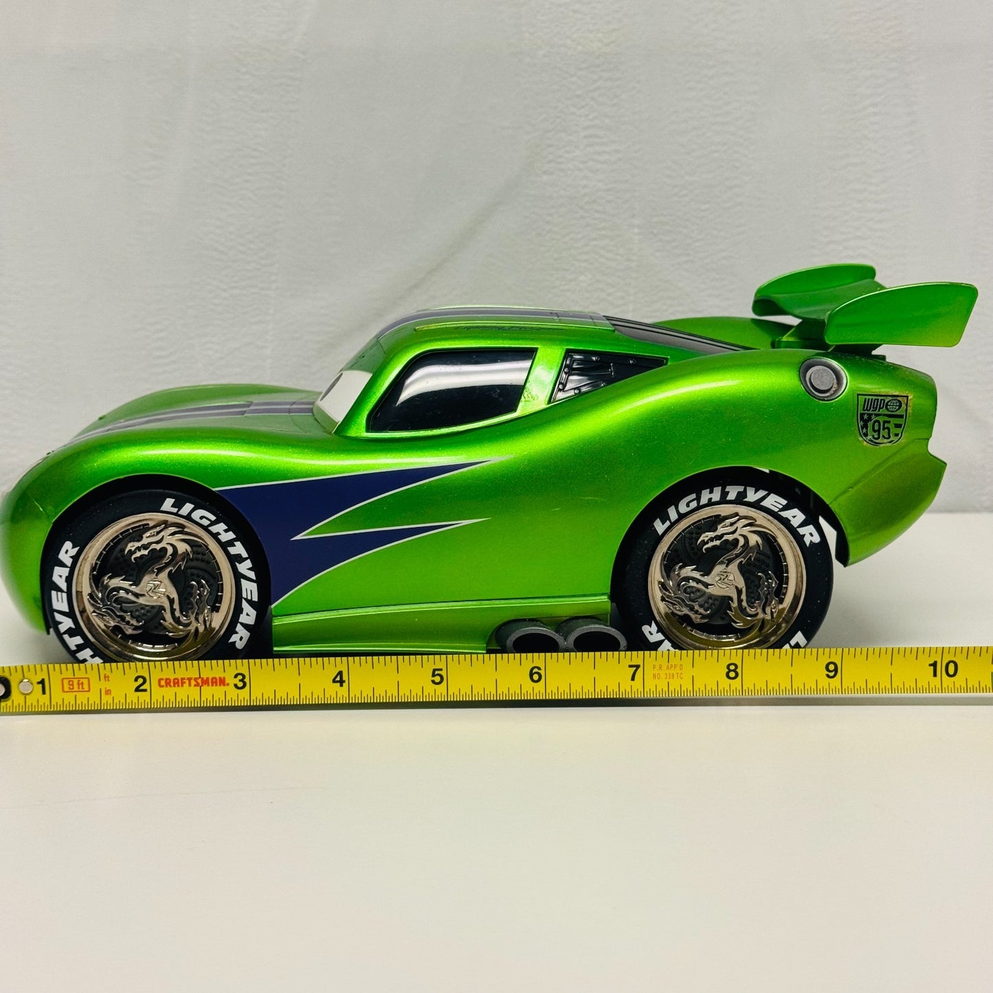Disney Pixar Cars - RIDEMAKERZ HOT ROD GREEN LIGHTNING MCQUEEN Cars 2