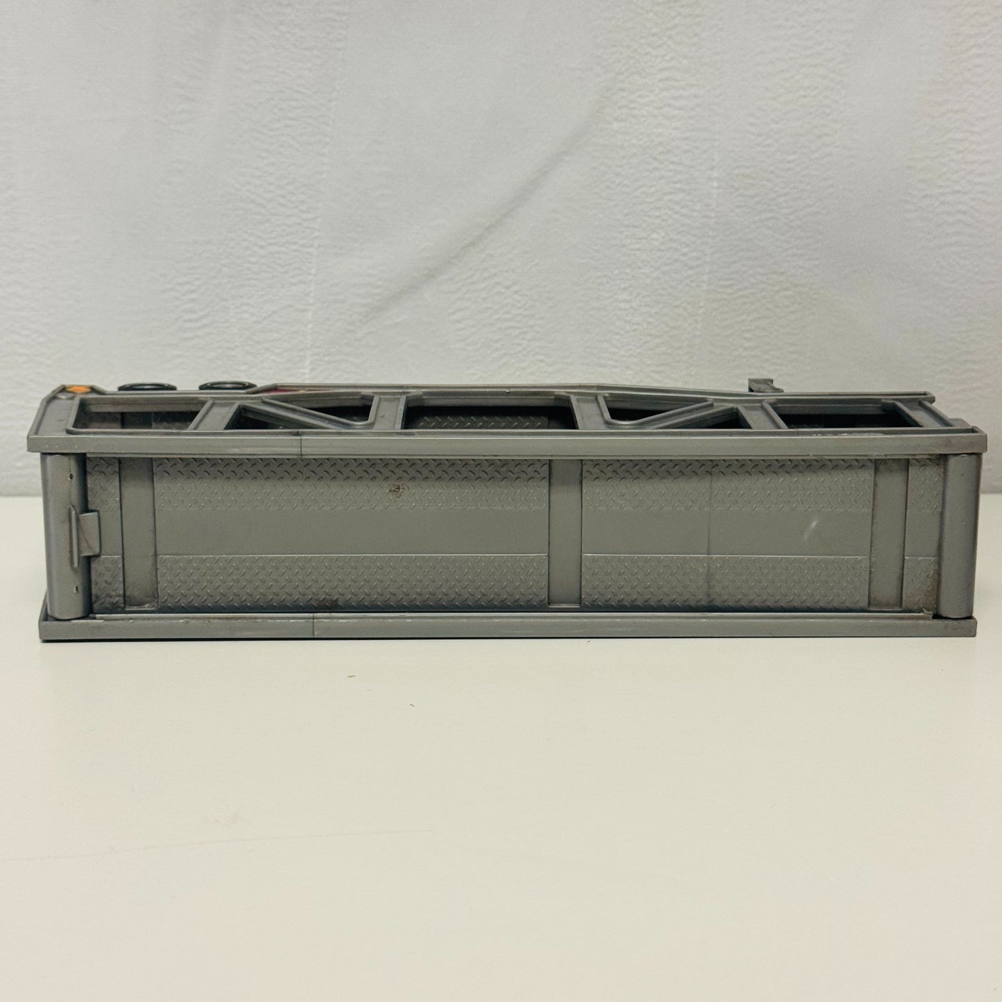 Disney Pixar Cars - MACK TRANSPORTER TRUCK HAULER (Back)FITS 6 CARS - 1:55 Scale