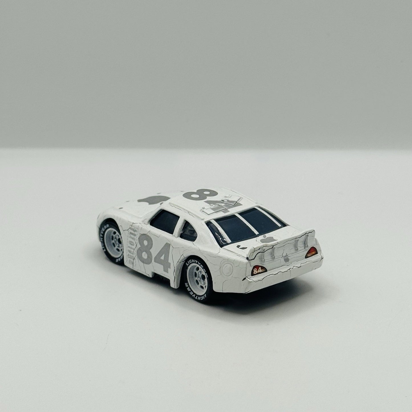 Disney Pixar Cars 1/1000 APPLE CAR SPEEDWAY OF THE SOUTH *Zinc Pest 1:55 Diecast