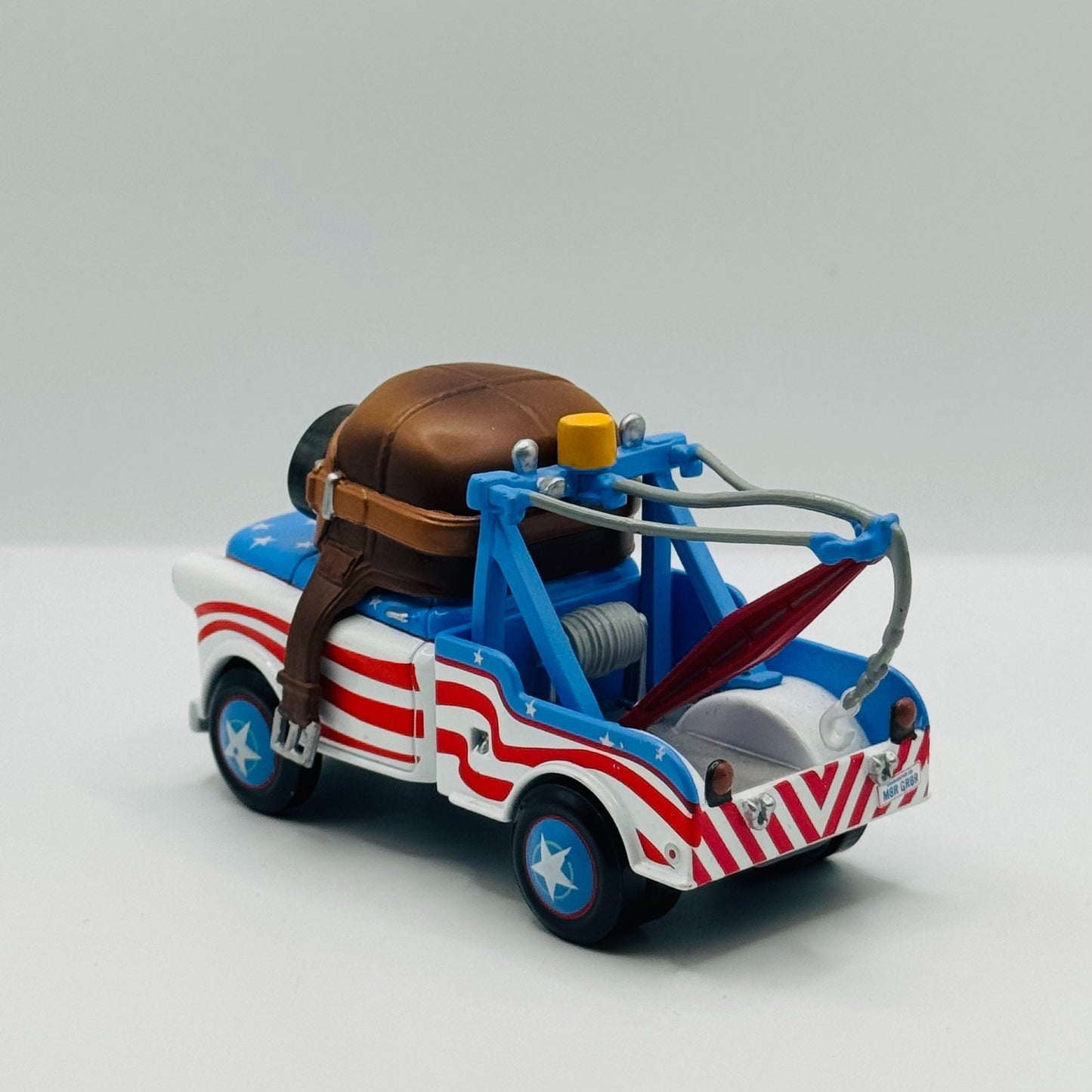 Disney Pixar Cars - MATER THE GREATER AVIATOR MATER Disney Store - 1:43 Diecast