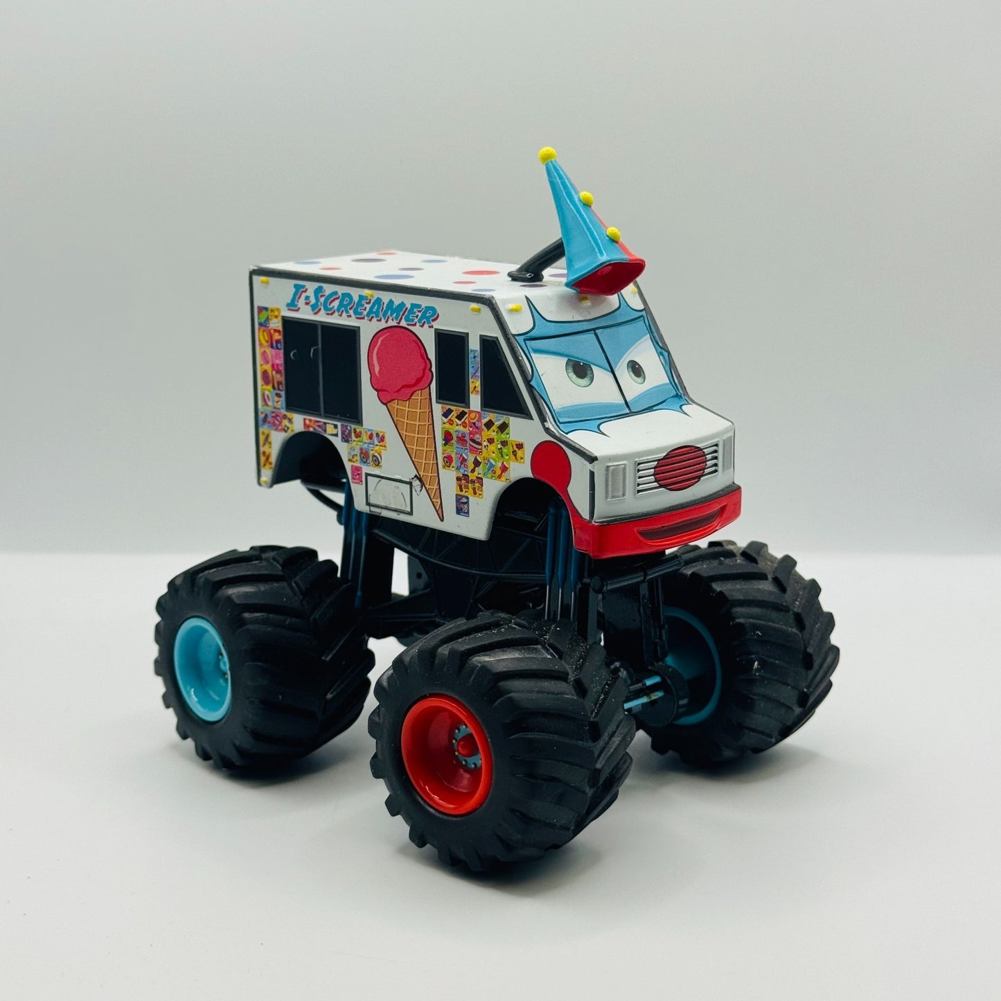 Disney Pixar Cars MONSTER TRUCK MATER PADDY I-SCREAMER Disney Store 1:43 Diecast