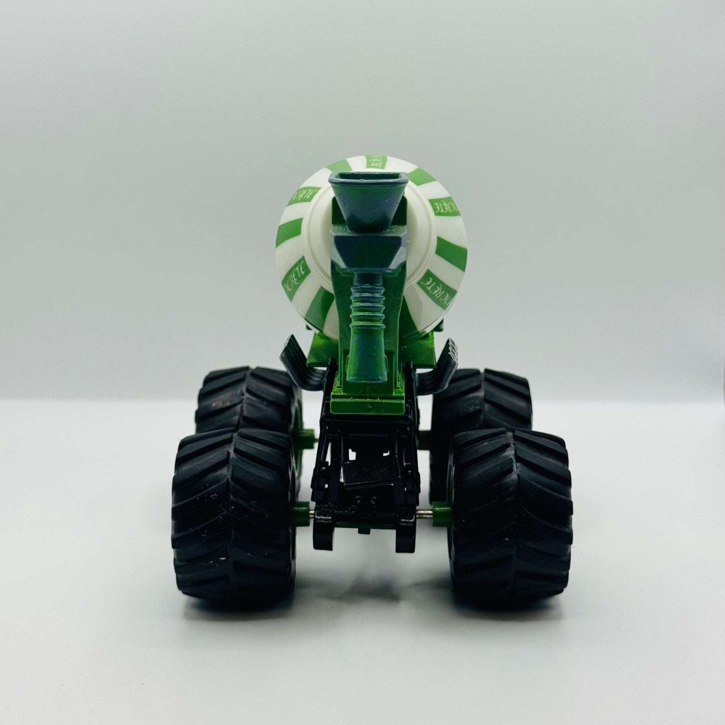 Disney Pixar Cars MONSTER TRUCK MATER PADDY I-SCREAMER Disney Store 1:43 Diecast