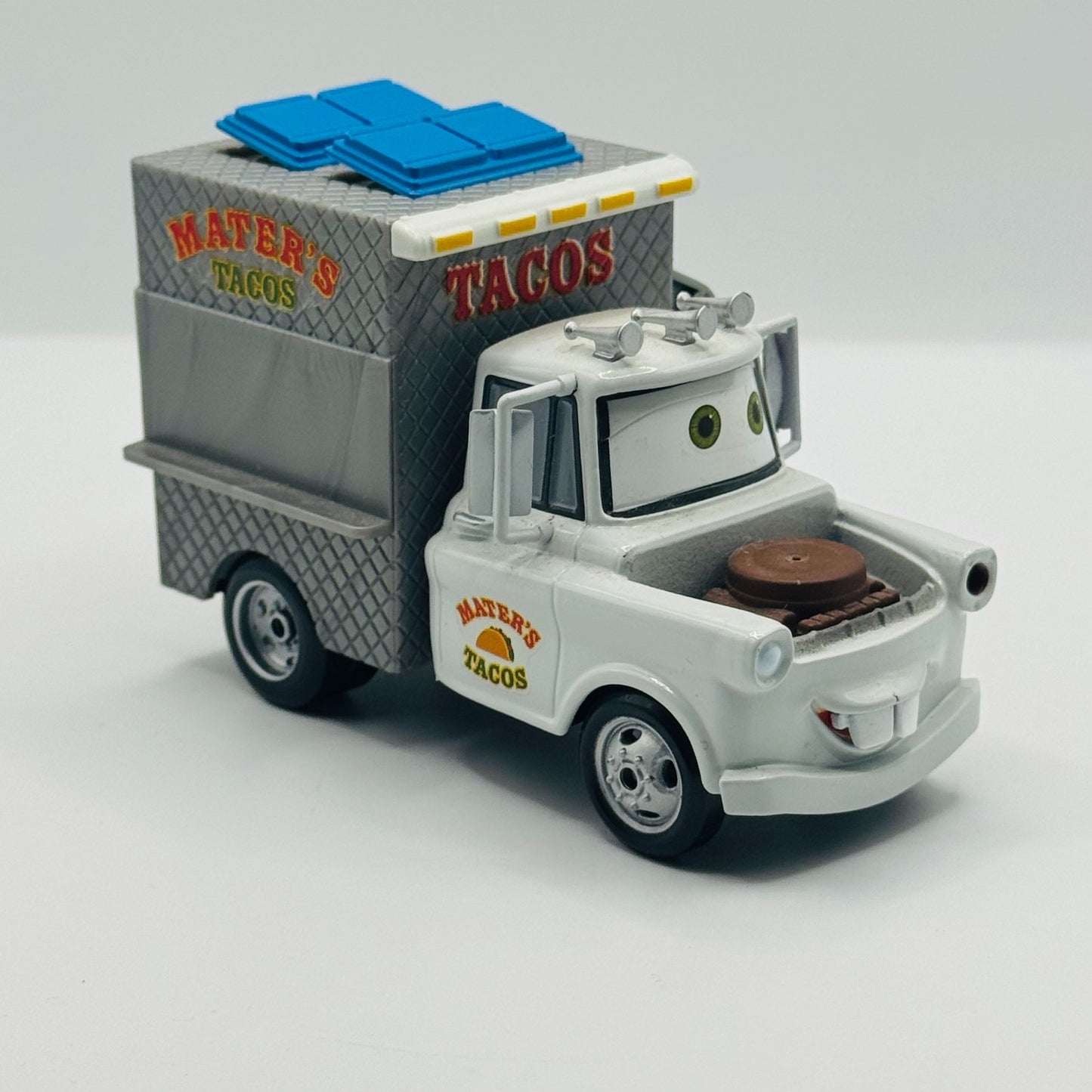 Disney Pixar Cars - TACO TRUCK MATER Disney Store - 1:43 Diecast