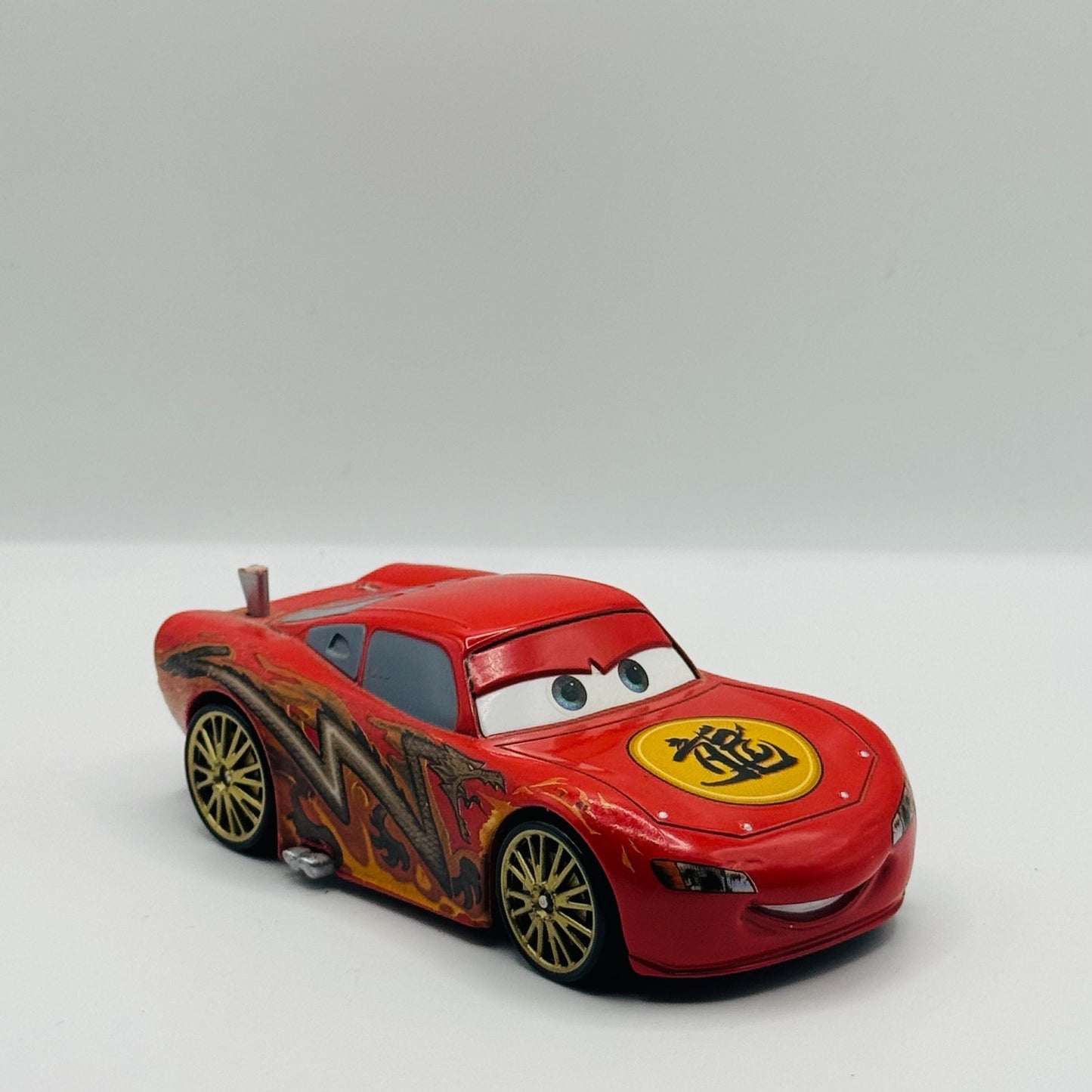 Disney Pixar Cars DRAGON LIGHTNING MCQUEEN TOKYO MATER Disney Store 1:43 Diecast