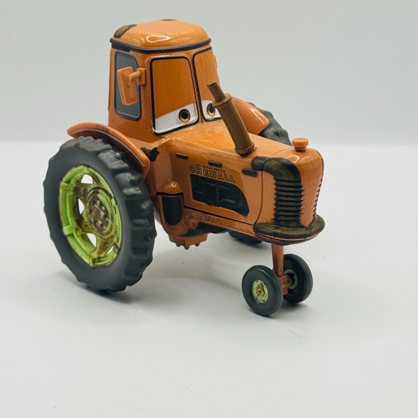 Disney Pixar Cars - CHEWALL TRACTOR Disney Store - 1:43 Diecast