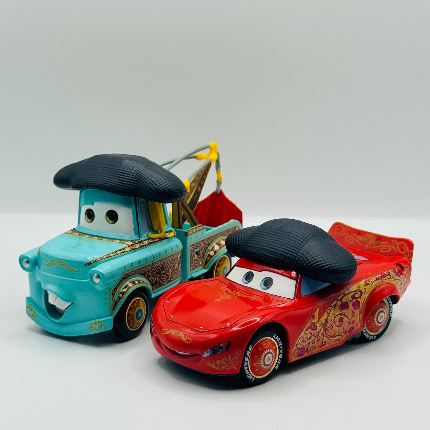 Disney Pixar Cars - EL MATERDOR & MATERDOR MCQUEEN Disney Store - 1:43 Diecast