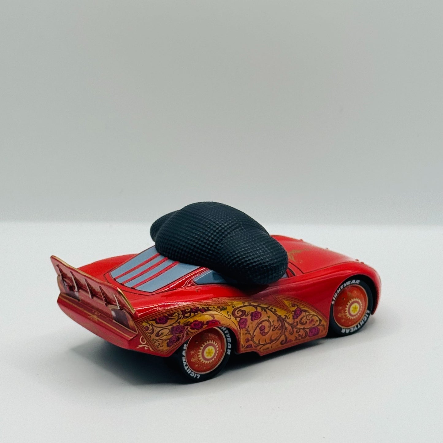 Disney Pixar Cars - EL MATERDOR & MATERDOR MCQUEEN Disney Store - 1:43 Diecast