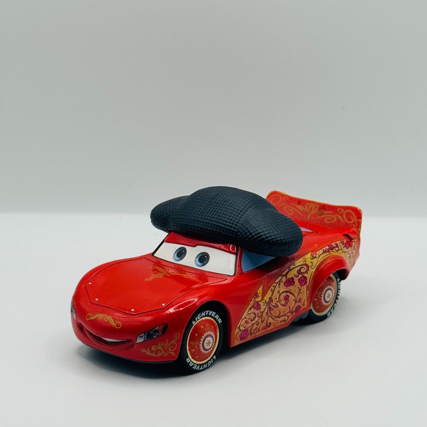 Disney Pixar Cars - EL MATERDOR & MATERDOR MCQUEEN Disney Store - 1:43 Diecast