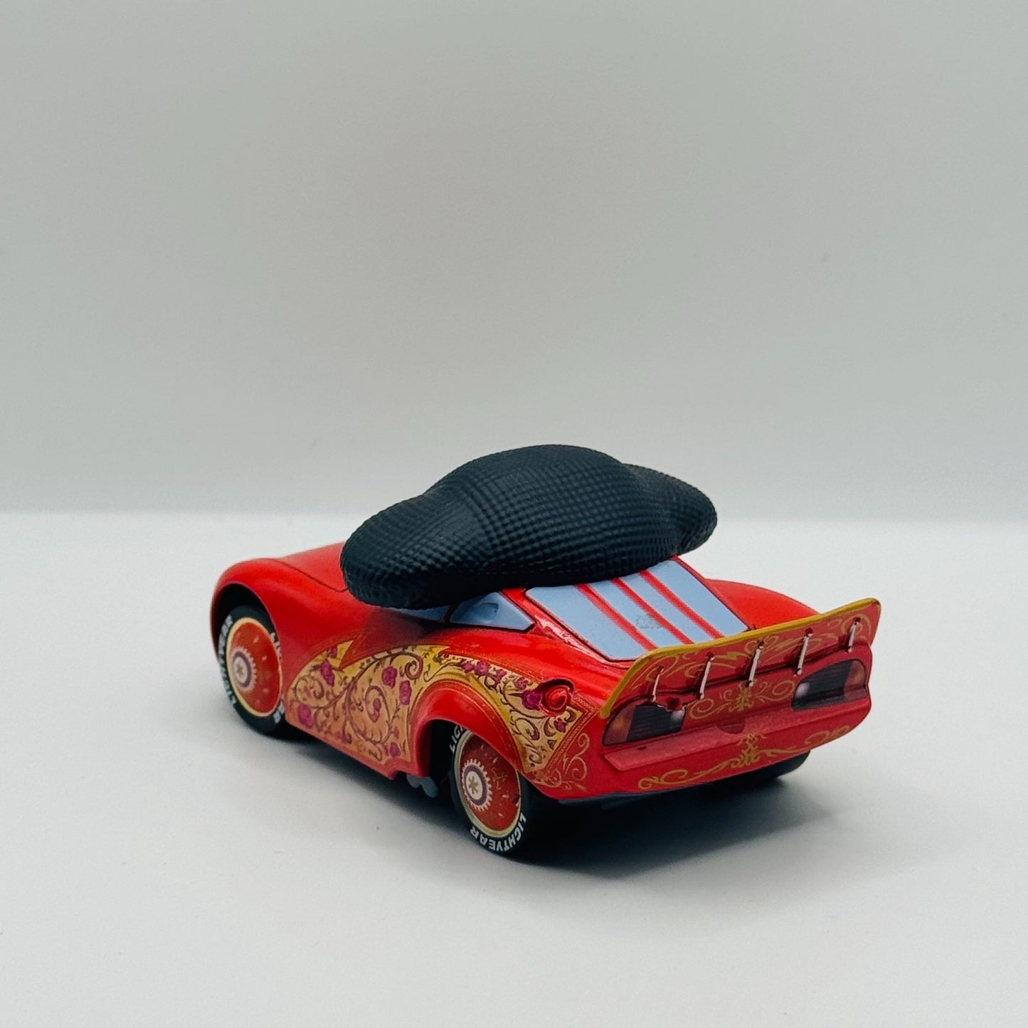 Disney Pixar Cars - EL MATERDOR & MATERDOR MCQUEEN Disney Store - 1:43 Diecast