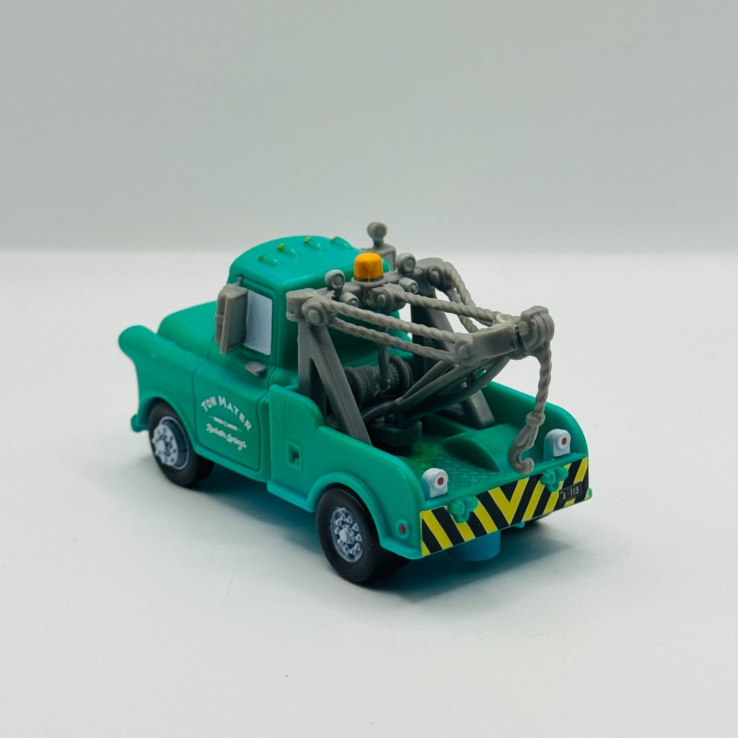 Disney Pixar Cars - COLOR CHANGERS MATER GREEN/ BLUE 2010 - 1:55 Scale