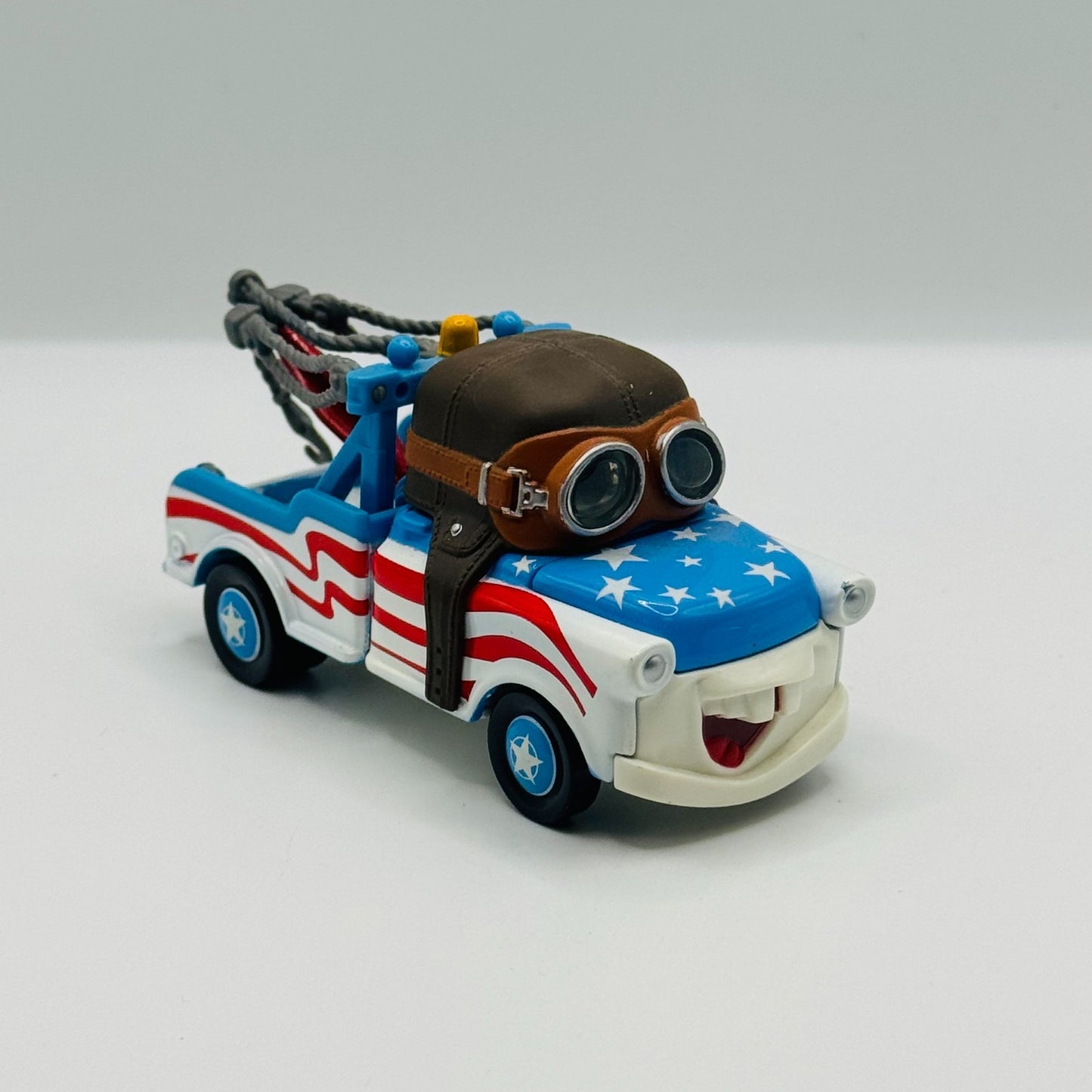 Disney Pixar Cars Toon - MATER THE AVIATOR Mater The Greater - 1:55 Diecast