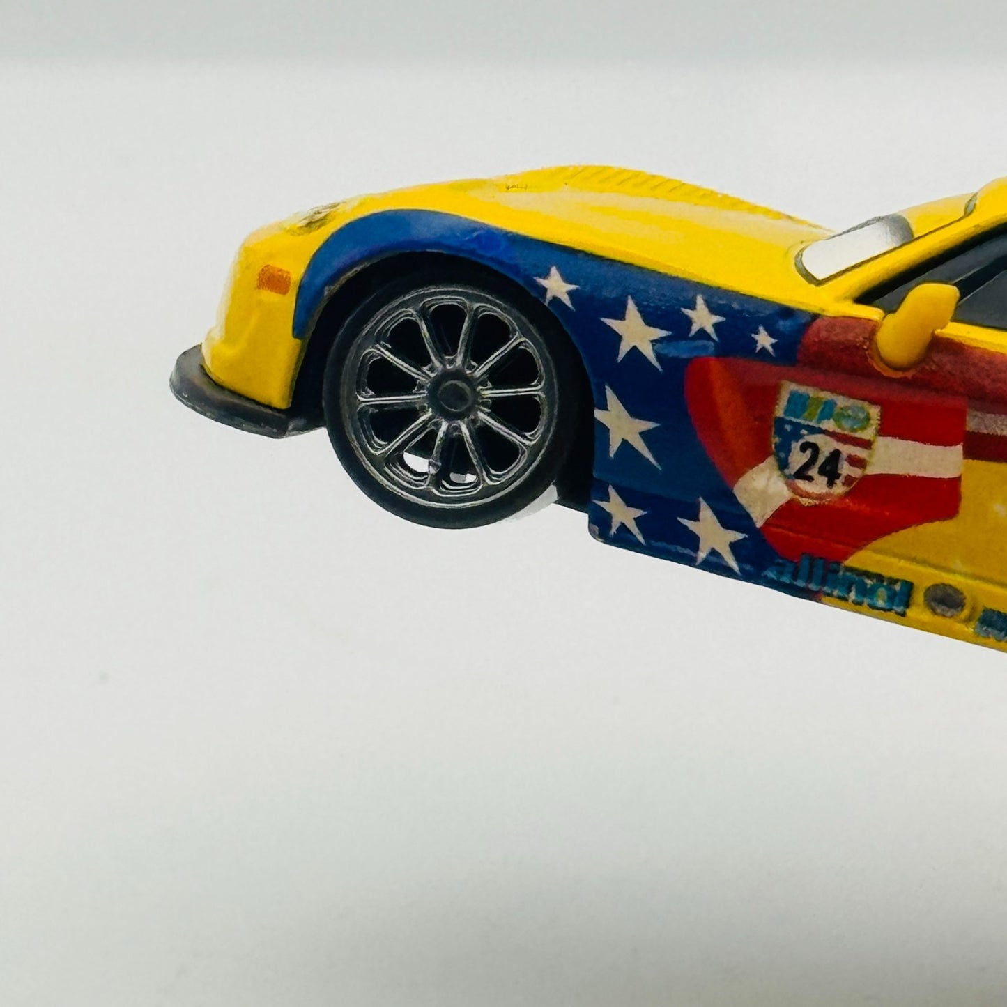 Disney Pixar Cars - WORLD GRAND PRIX ALBERTO JEFF LEWIS *Vietnam* - 1:55 Diecast