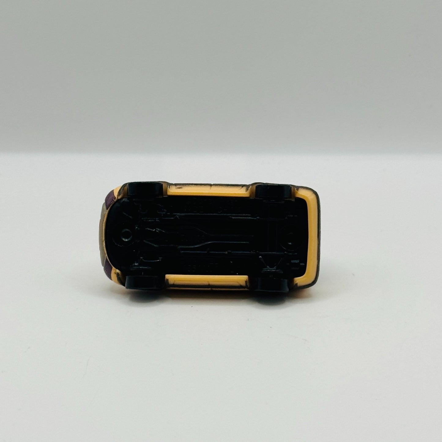 Disney Pixar Cars - CURCUS VAN *NO STAMP* BACKDOOR PROTOTYPE - 1:55 Diecast