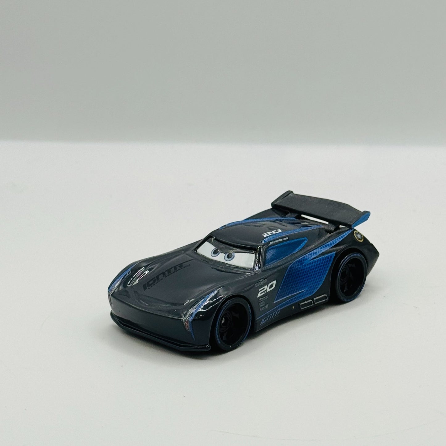 Disney Pixar Cars - JACKSON STORM Next Gen Cars 3 - 1:55 Diecast