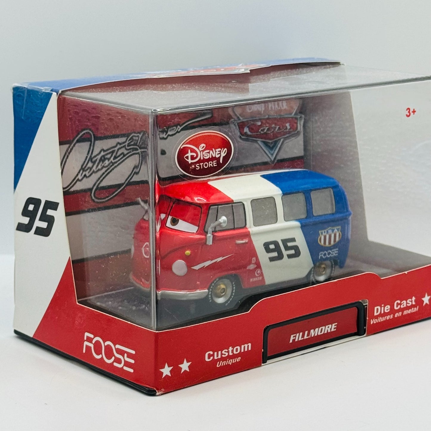 Disney Pixar Cars - ARTIST SERIES FILLMORE CHIP FOOSE Disney Store -1:43 Diecast