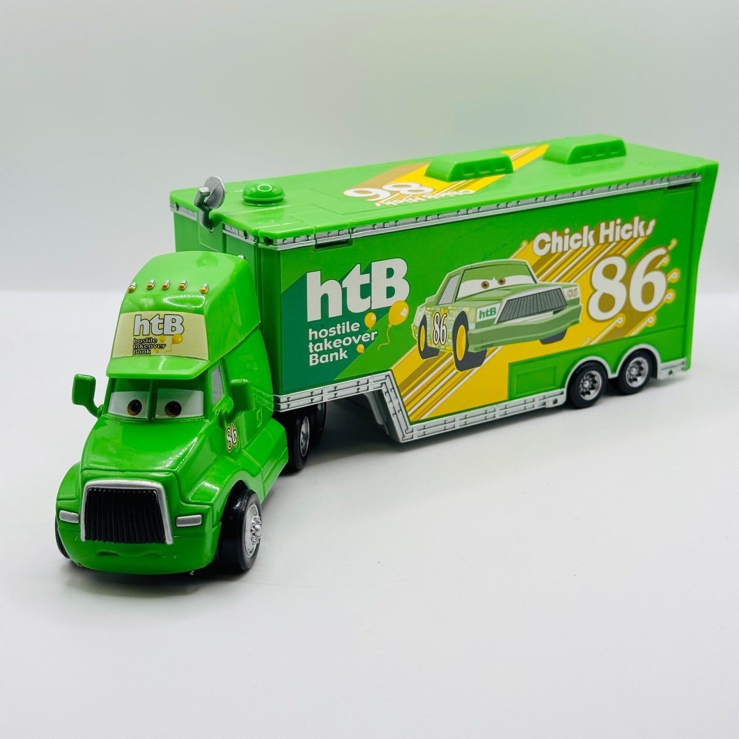 Disney Pixar Cars - HTB CHICK HICKS HAULER 2009 - 1:55 Diecast
