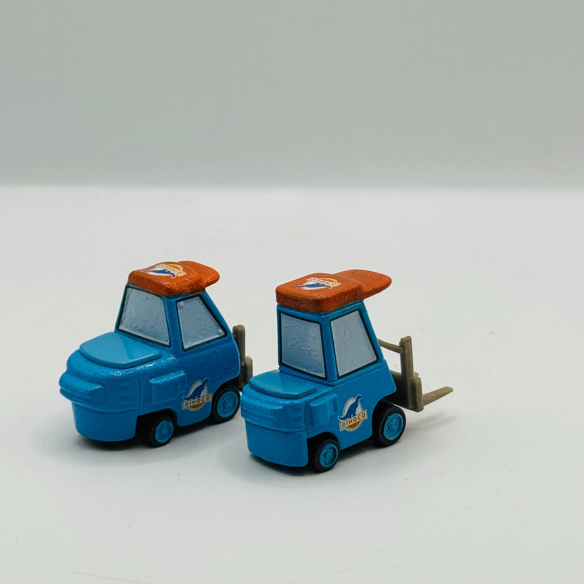 Disney Pixar Cars - TEAM DINOCO CREW CHIEF ROGER & PITTYS *Bubbling*1:55 Diecast