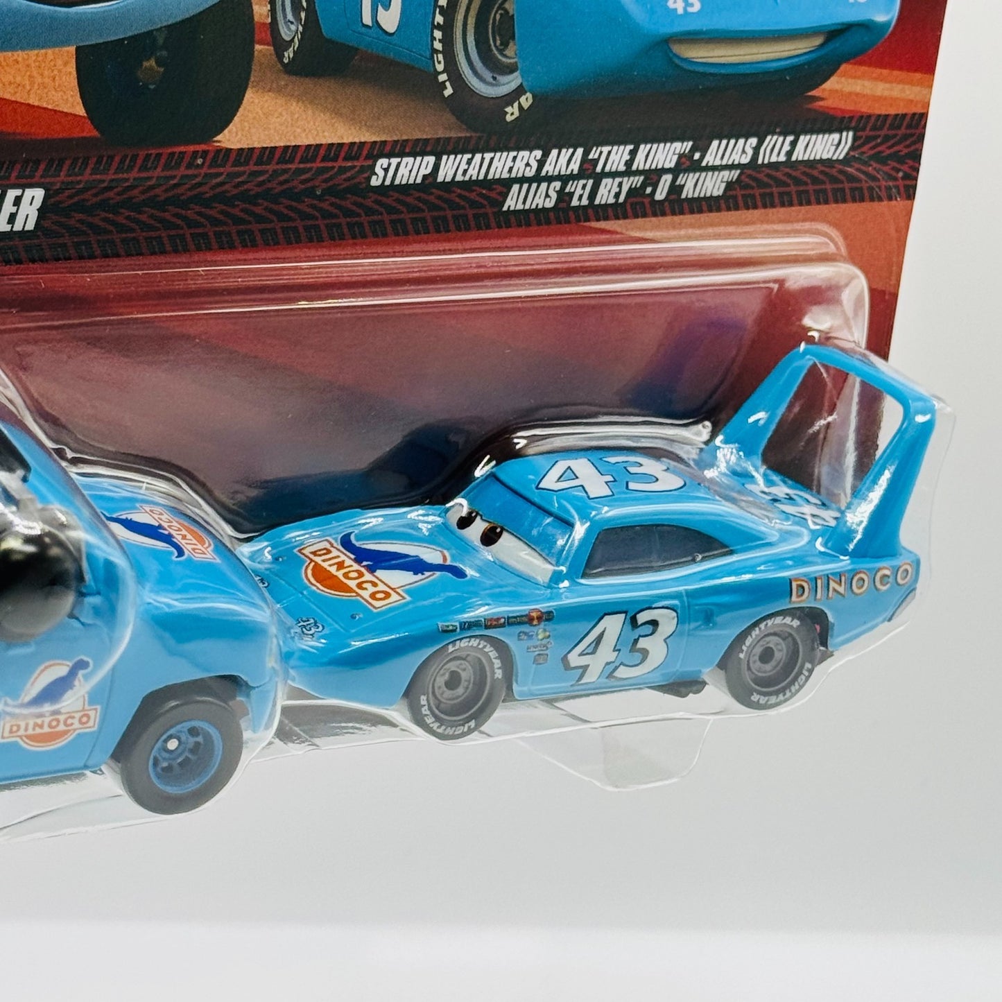 Disney Pixar Cars - DINOCO CREW CHIEF ROGER WHEELER & KING STRIP - 1:55 Diecast