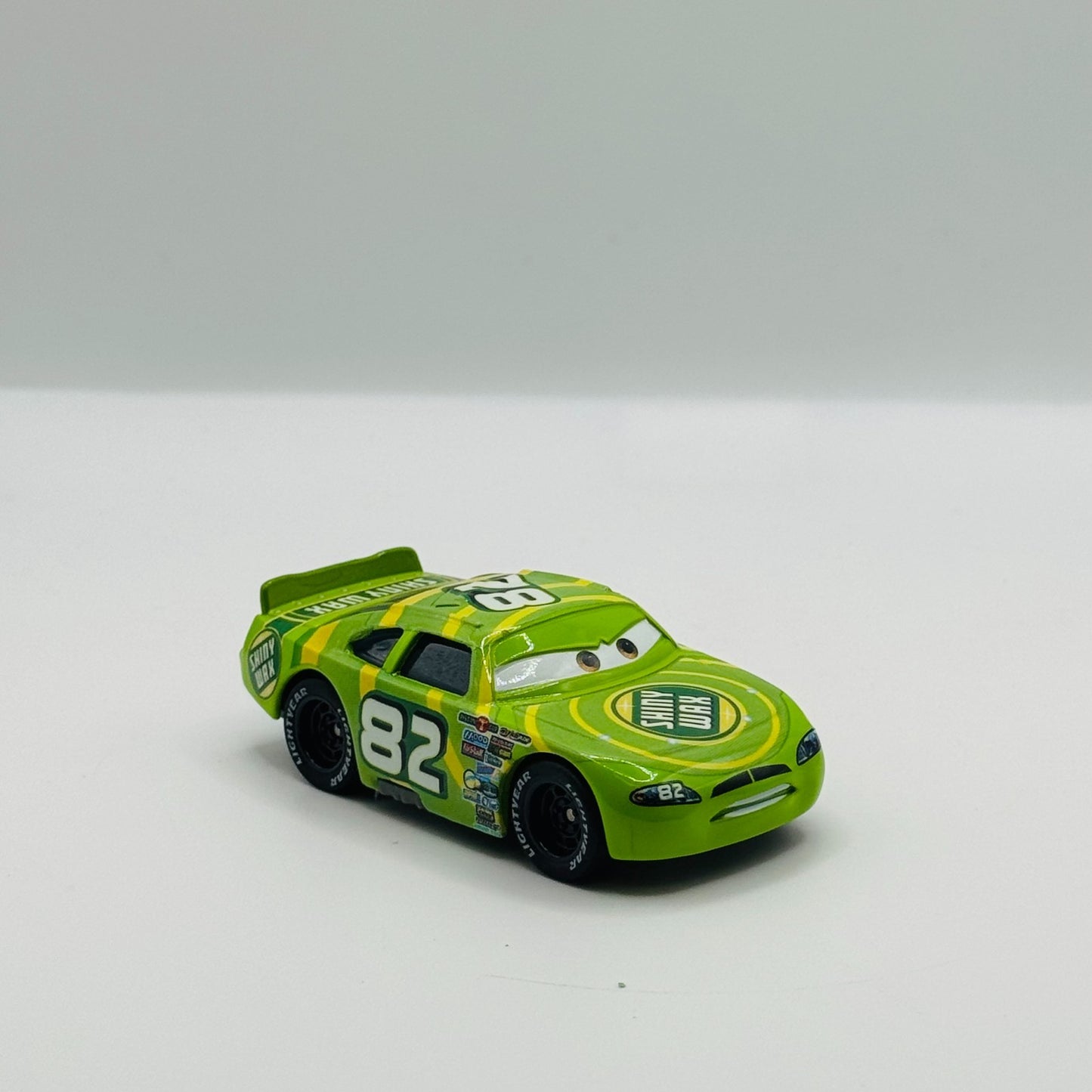 Disney Pixar Cars - DARREN LEADFOOT SHINY WAX Rubber Tires Piston - 1:55 Diecast