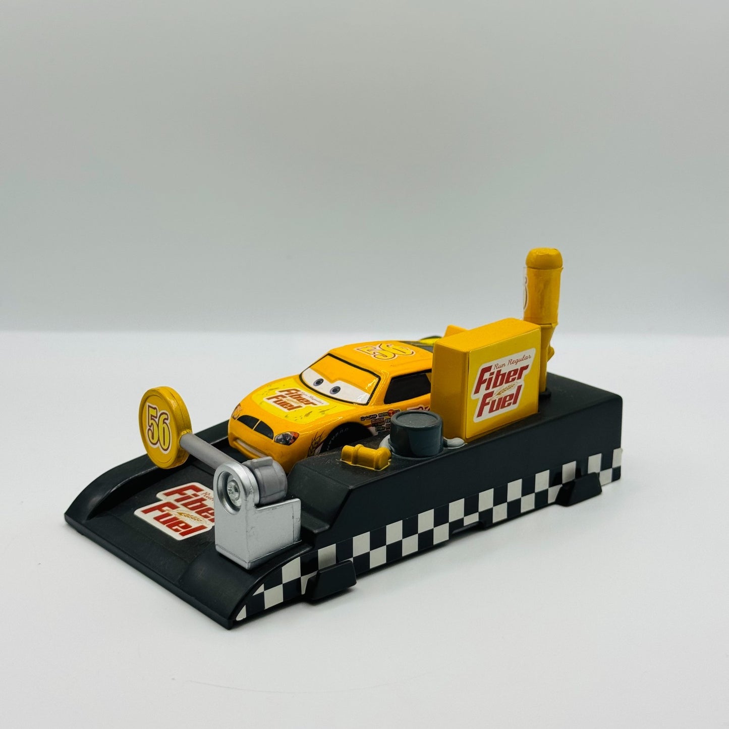 Disney Pixar Cars - PIT RACE-OFF LAUNCHER FIBER FUEL BRUSH CURBER - 1:55 Diecast