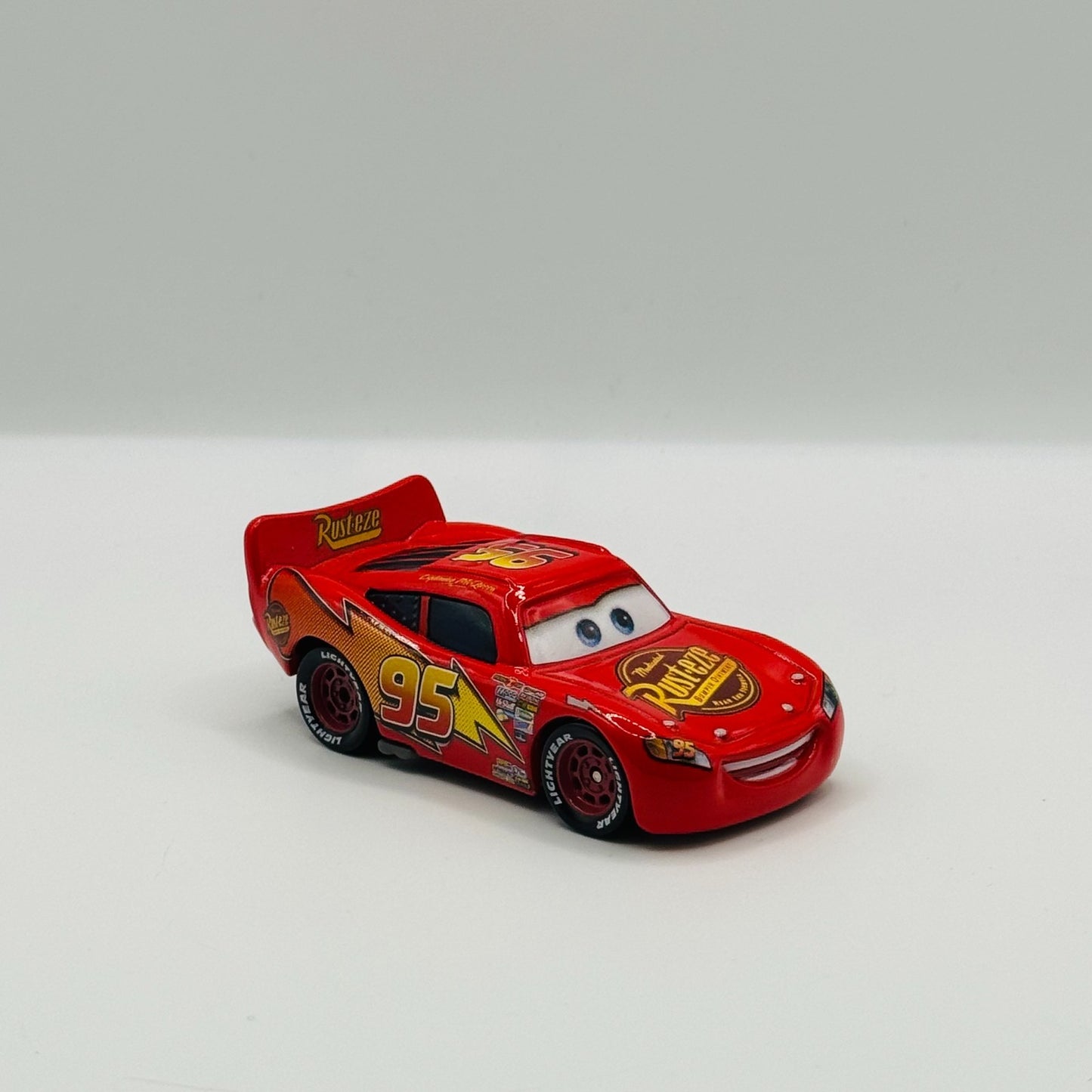 Disney Pixar Cars - CARS 1 RUSTEZE LIGHTNING MCQUEEN Vietnam 2020 - 1:55 Diecast