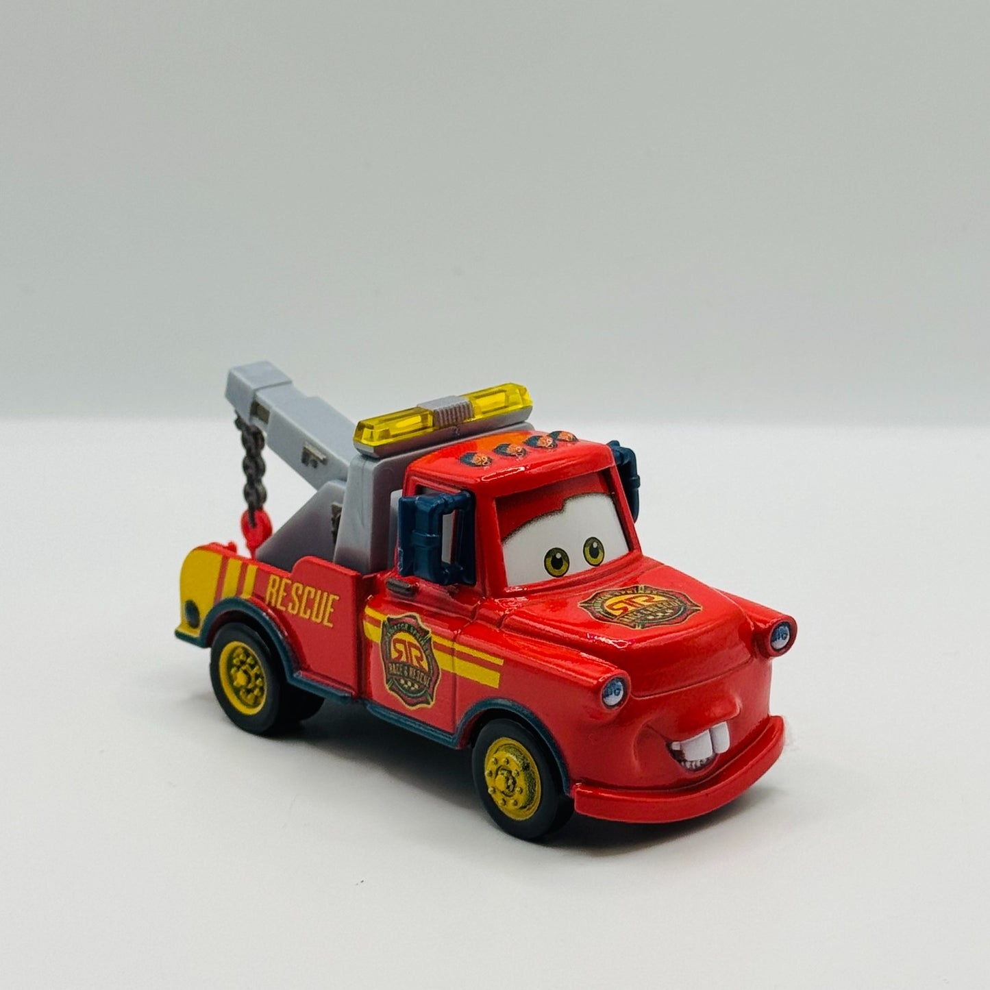 Disney Pixar Cars - RACE & RESCUE MATER - 1:55 Diecast