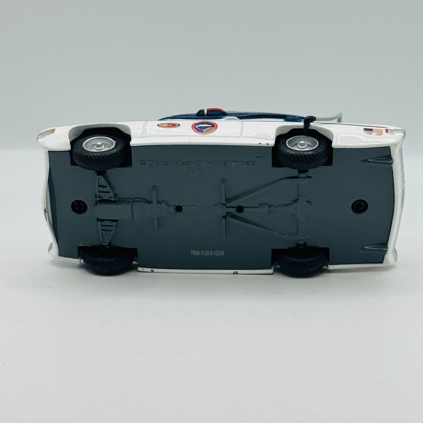 Disney Pixar Cars - HOUSTON IMPALA XIII Moon Mater Disney Store - 1:43 Diecast