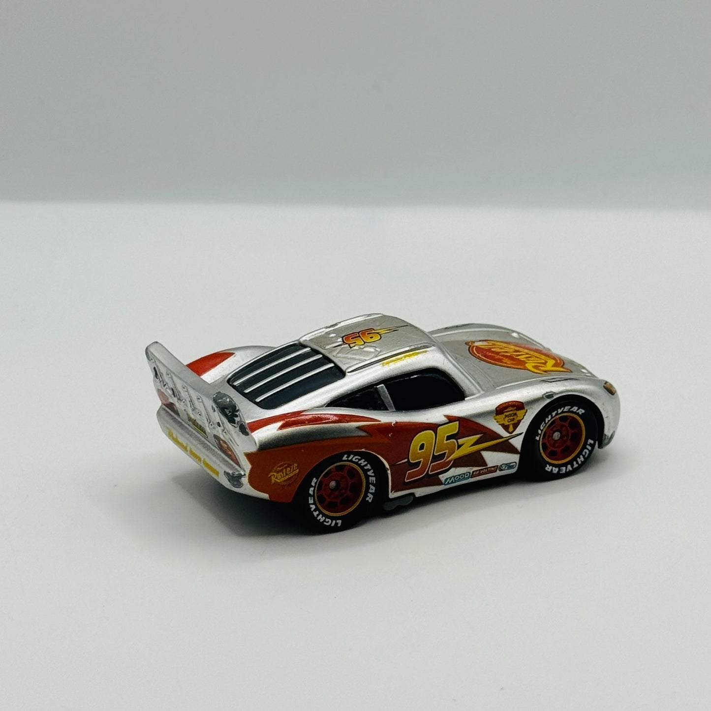 Disney Pixar Cars - SILVER HUDSON HORNET PISTON CUP MCQUEEN HHPC - 1:55 Diecast