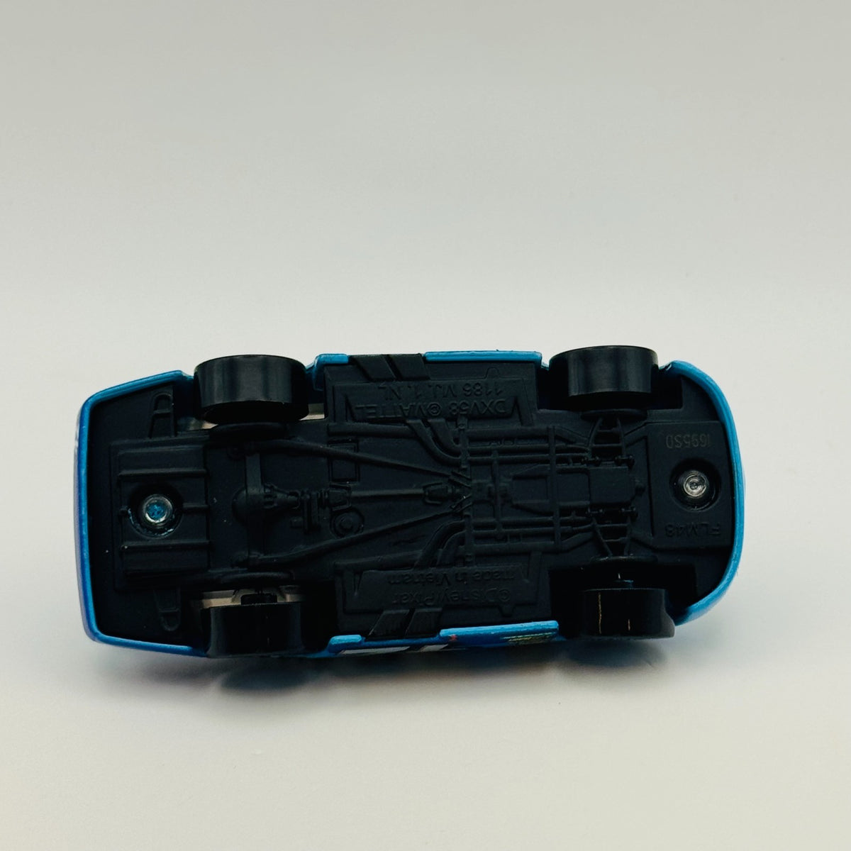 Disney Pixar Cars - CAL WEATHERS DINOCO 2022 - 1:55 Diecast *NEW OUT OF BOX*