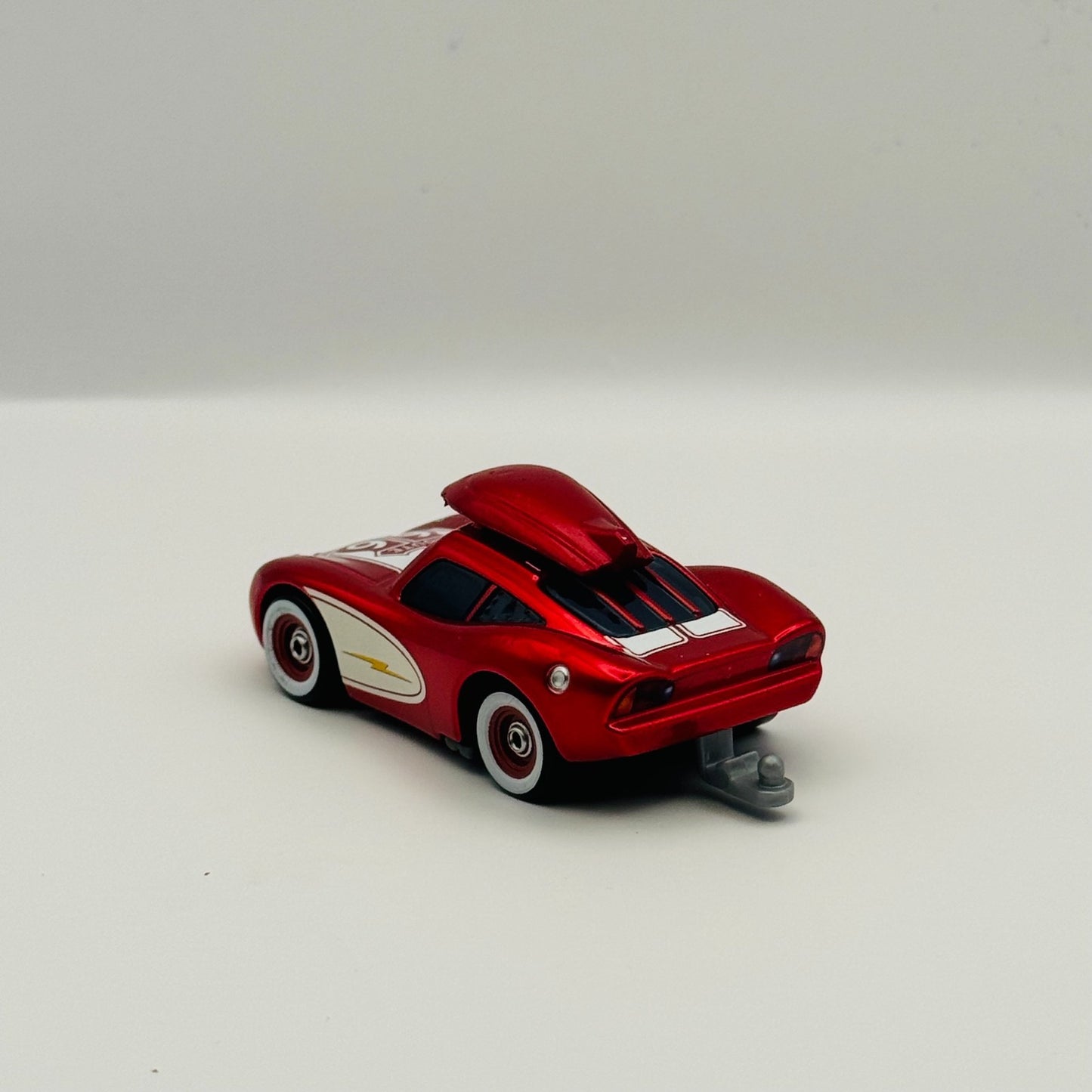 Disney Pixar Cars - ROAD TRIP CRUISIN' LIGHTNING MCQUEEN RD TR1P - 1:55 Diecast