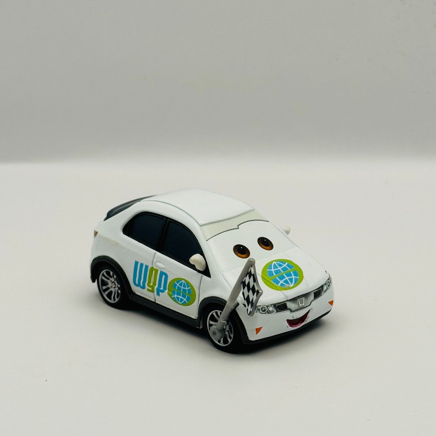 Disney Pixar Cars - ERIK LANELEY Cars 2 2011 - 1:55 Diecast