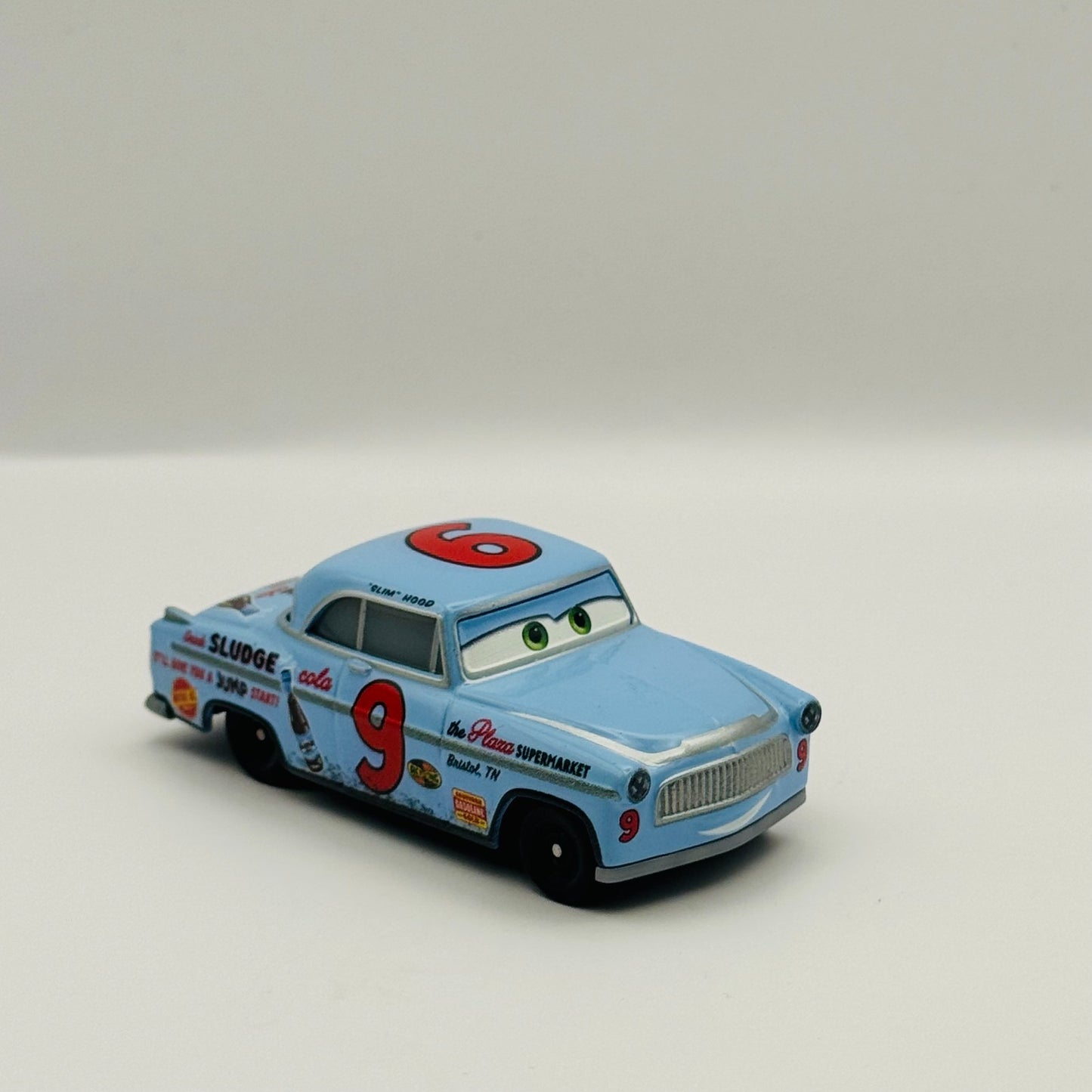 Disney Pixar Cars - SLIM HOOD Thomasville 2025 - 1:55 Diecast