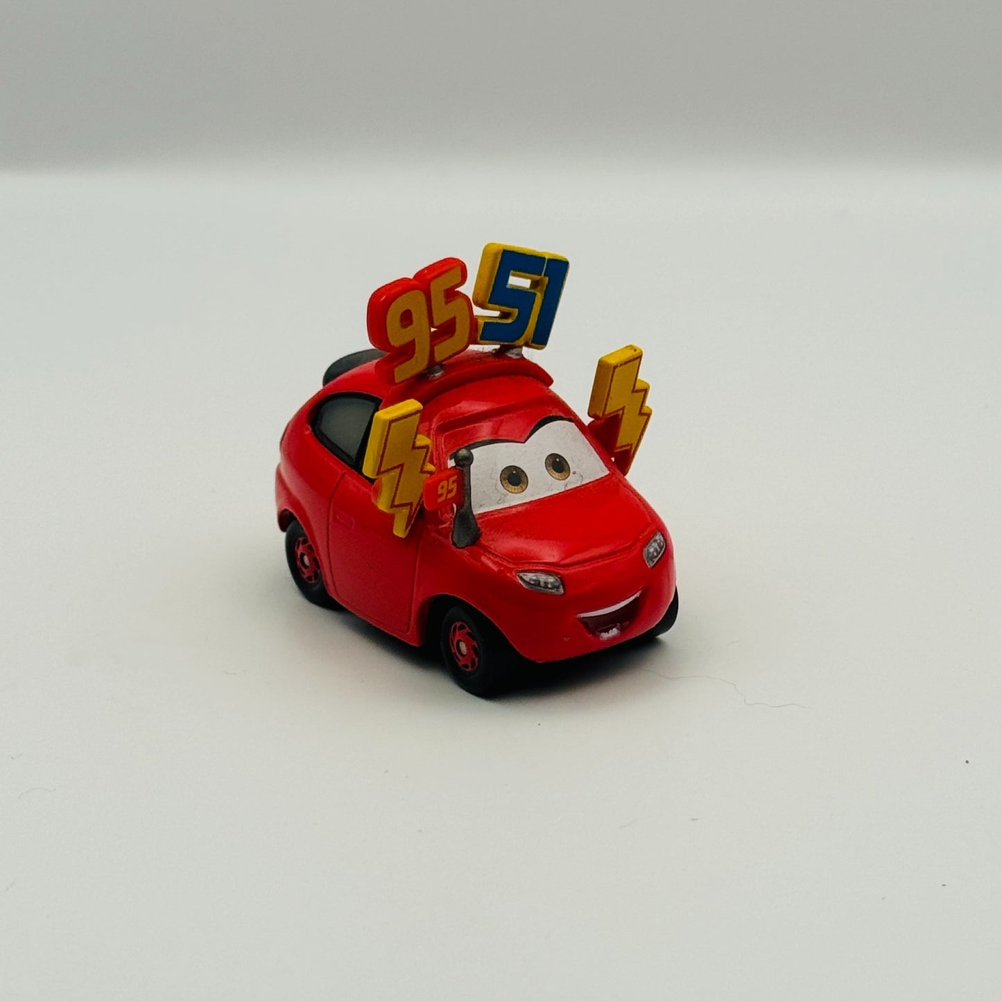 Disney Pixar Cars - FAN FAVORITES TEAM 95 AND 51 MADDY MCGEAR 2018 -1:55 Diecast