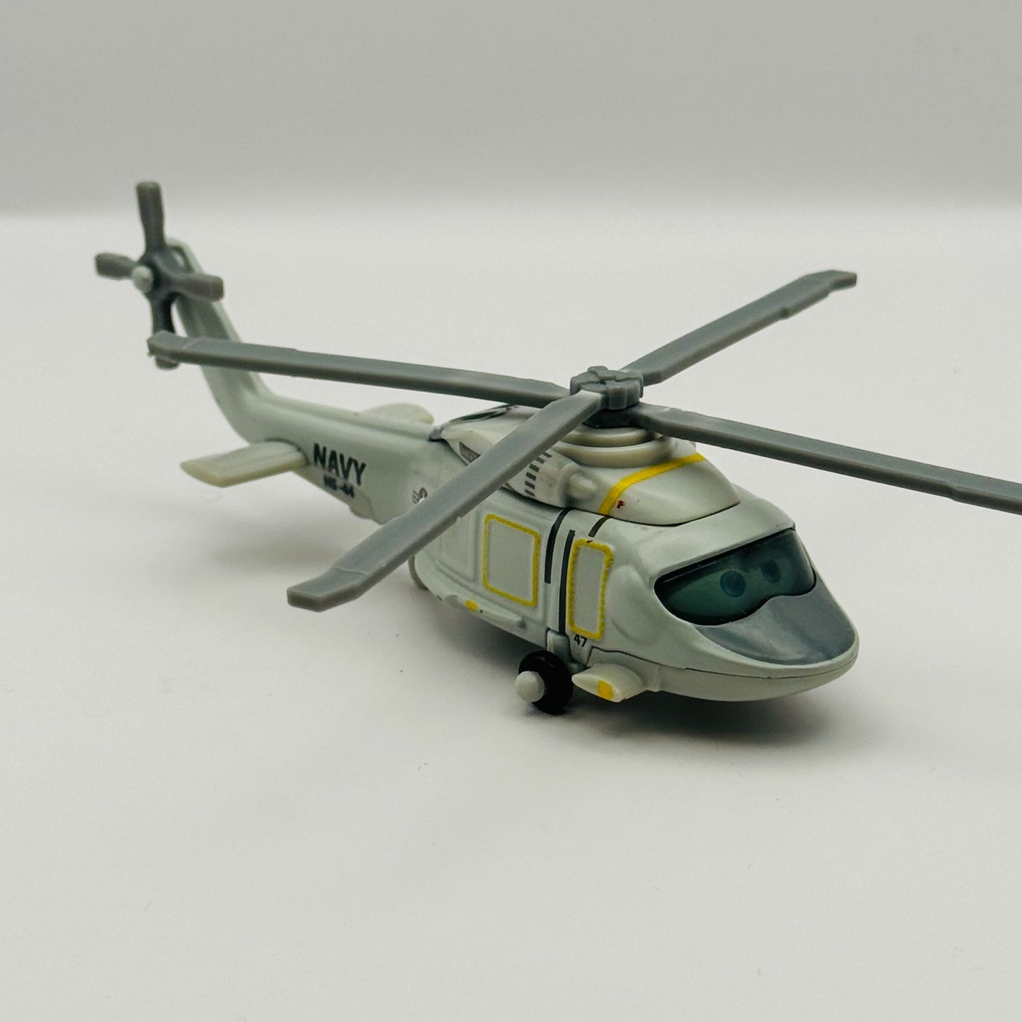 Disney Planes & Pixar Cars - FALCO U.S.S Flysenhower - 1:55 Diecast