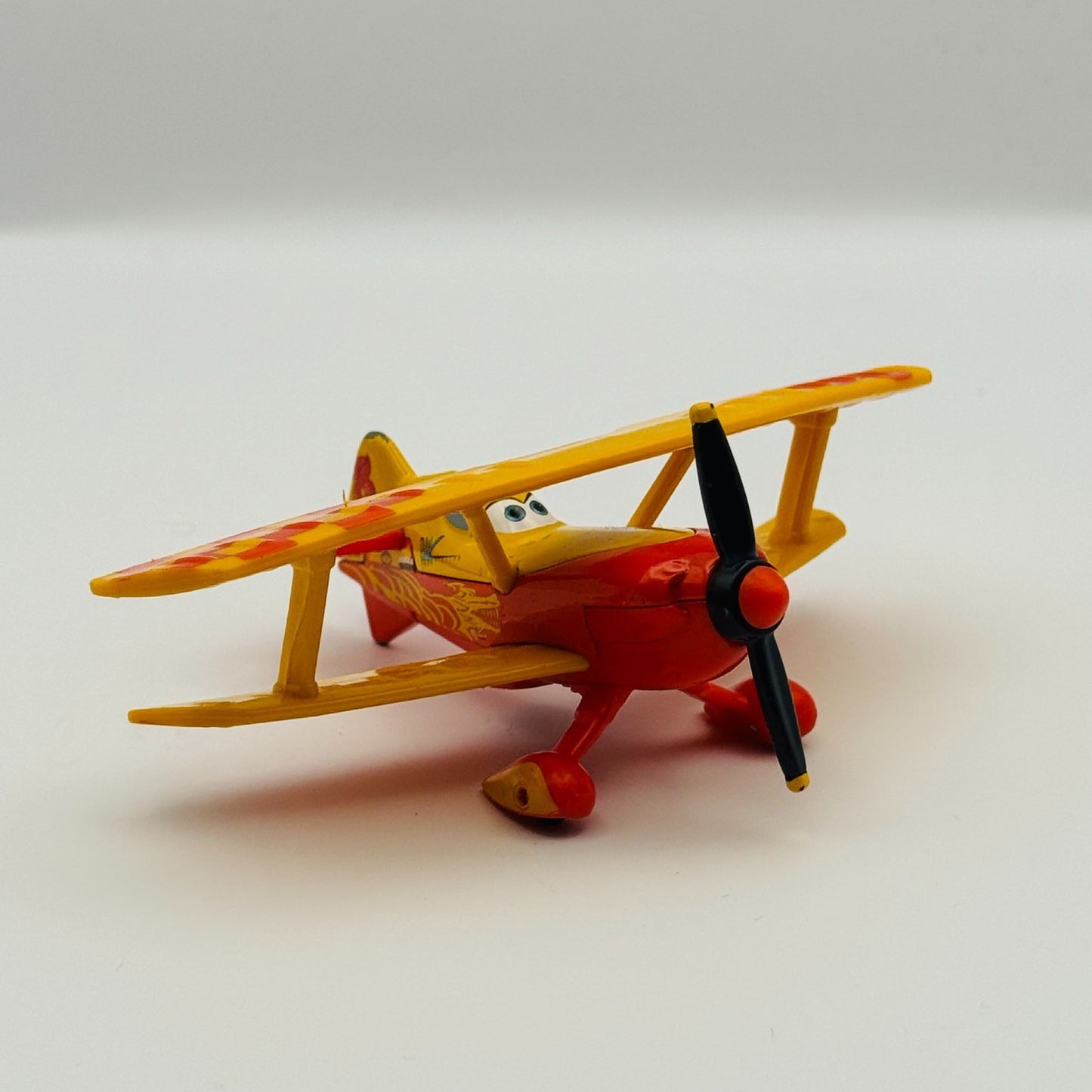 Disney Planes & Pixar Cars - SUN WING #8 - 1:55 Diecast