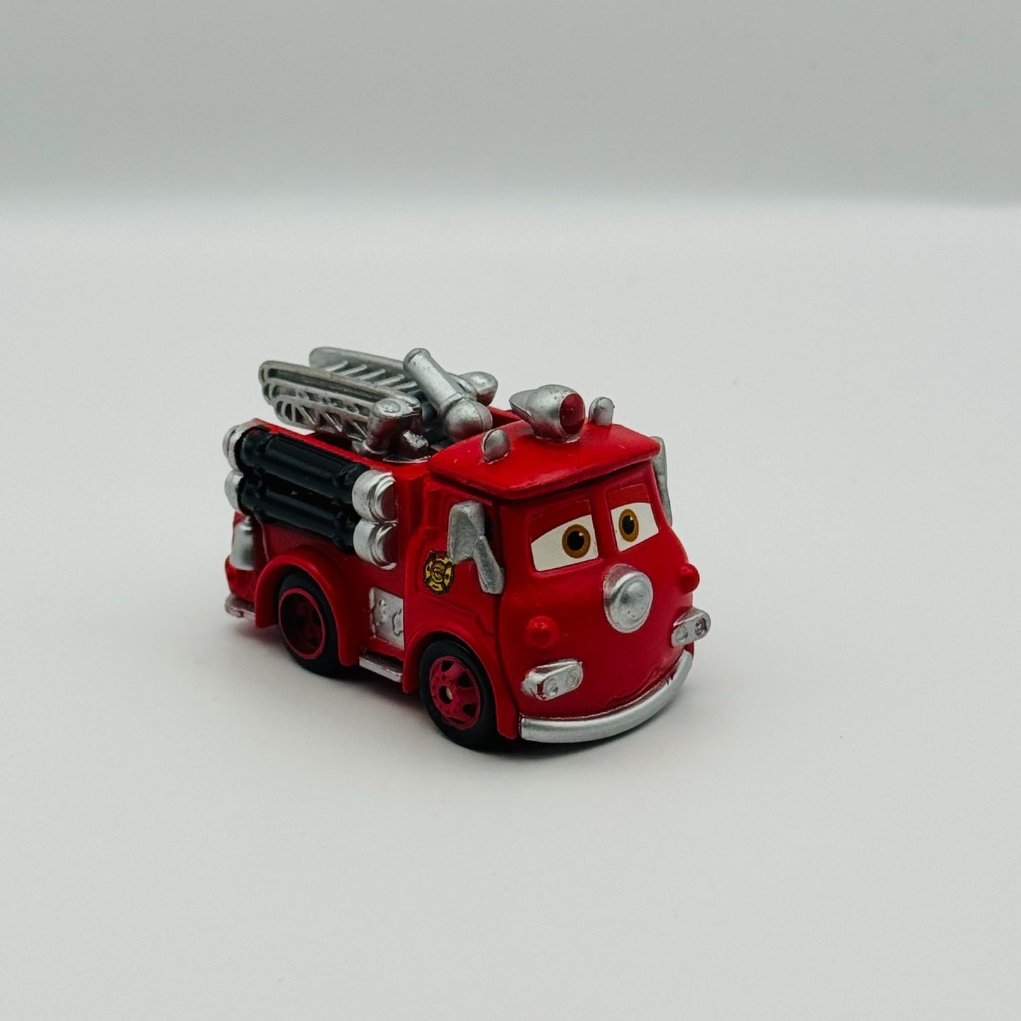 Disney Pixar Cars - Mini Adventures RED FIRETRUCK - Fire Department