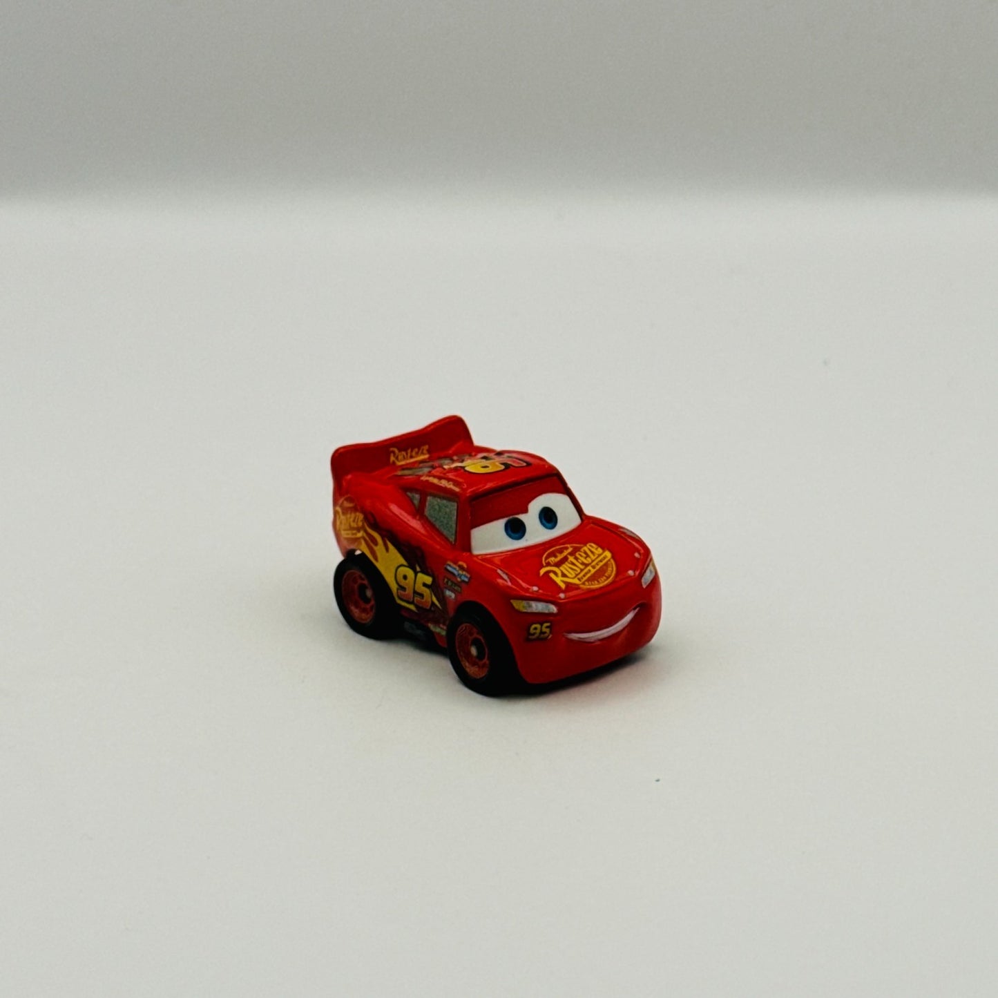 Disney Pixar Cars - Mini Racers CARS 3 LIGHTNING MCQUEEN - Diecast