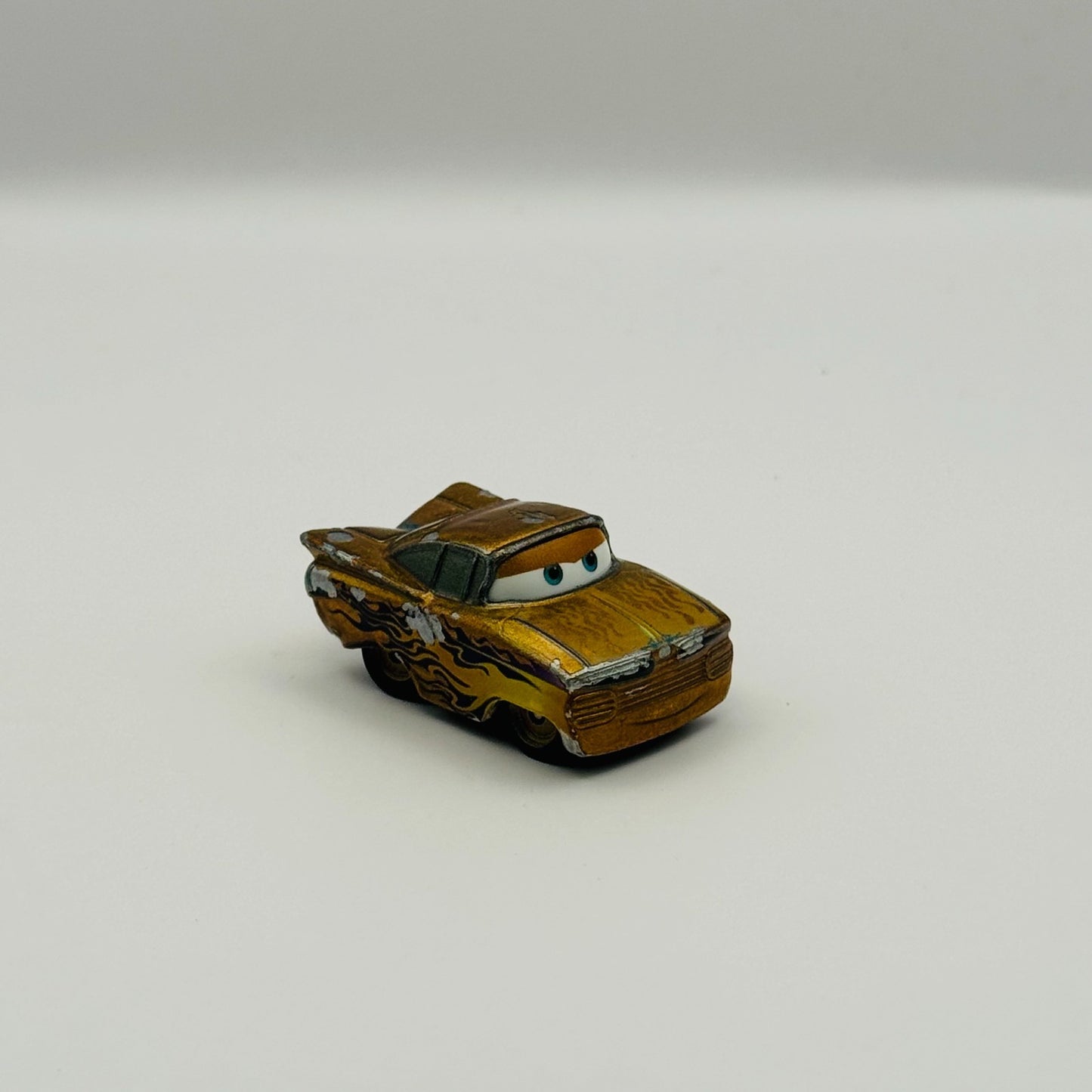 Disney Pixar Cars - Mini Racers GOLDEN GOLD RAMONE - Diecast