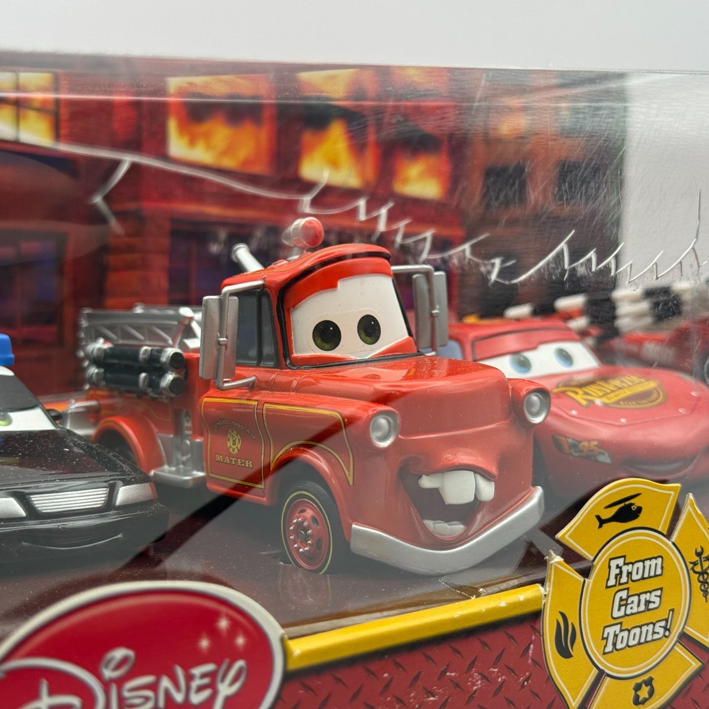 Disney Pixar Cars - RESCUE SQUAD MATER DELUXE 4-PK Disney Store - 1:43 Diecast