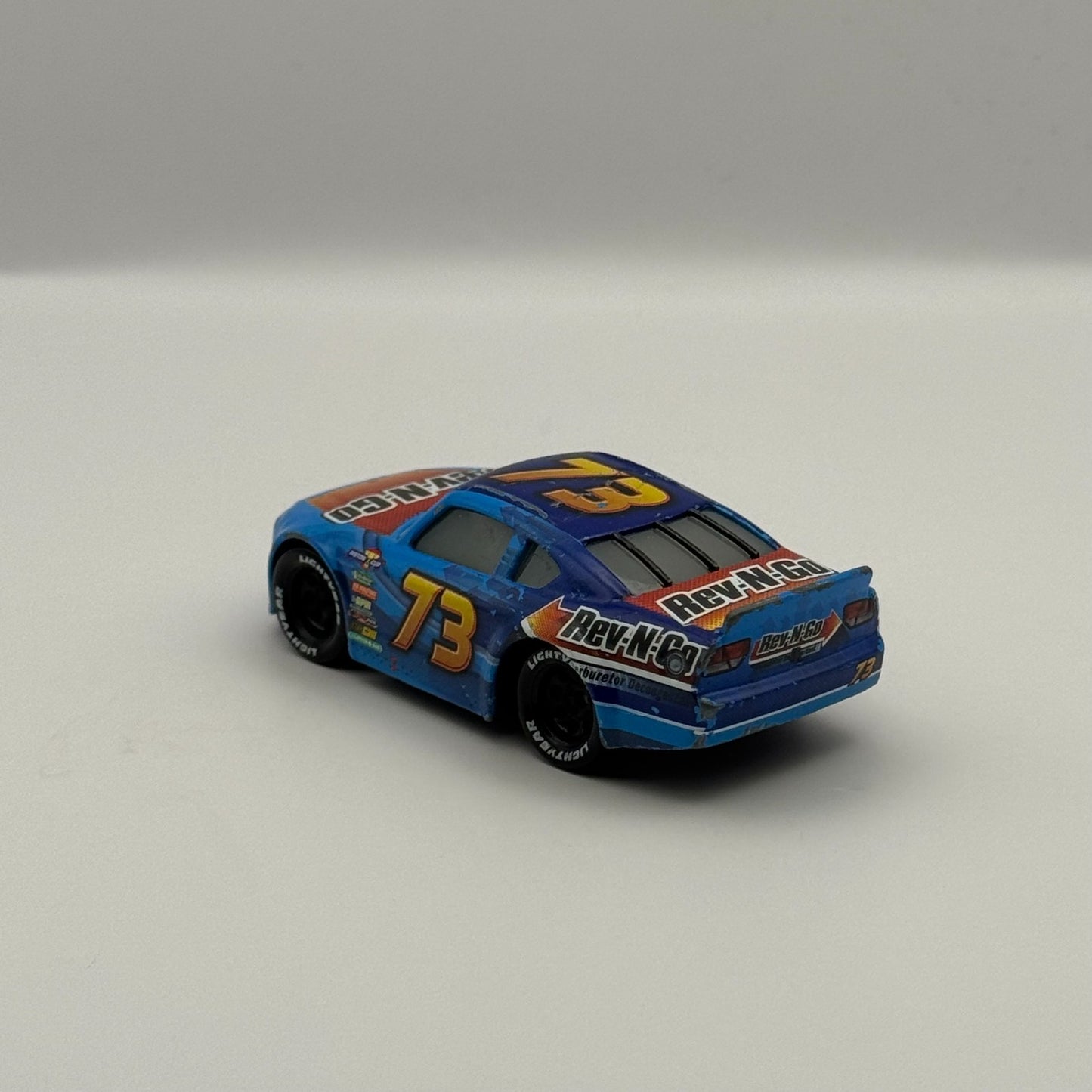 Disney Pixar Cars - CARS 3 REV N GO Veteran Racer 2017 - 1:55 Diecast