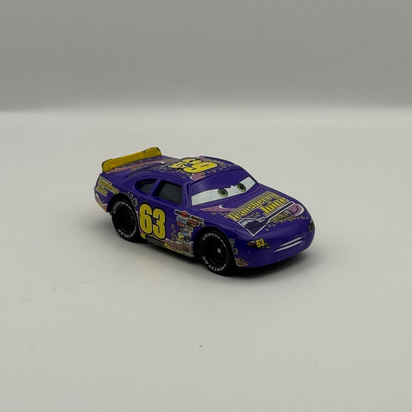 Disney Pixar Cars - TRANSBERRY JUICE LEE REVKINS Piston Cup - 1:55 Diecas