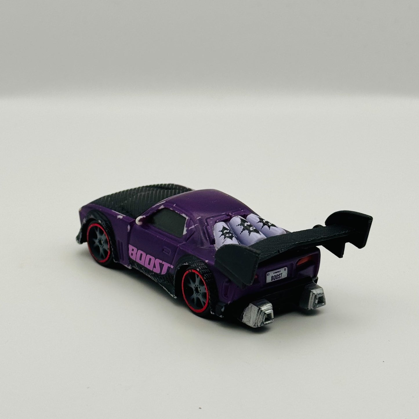 Disney Pixar Cars - COLOR CHANGERS BOOST PURPLE/ WHITE - 1:55 Scale