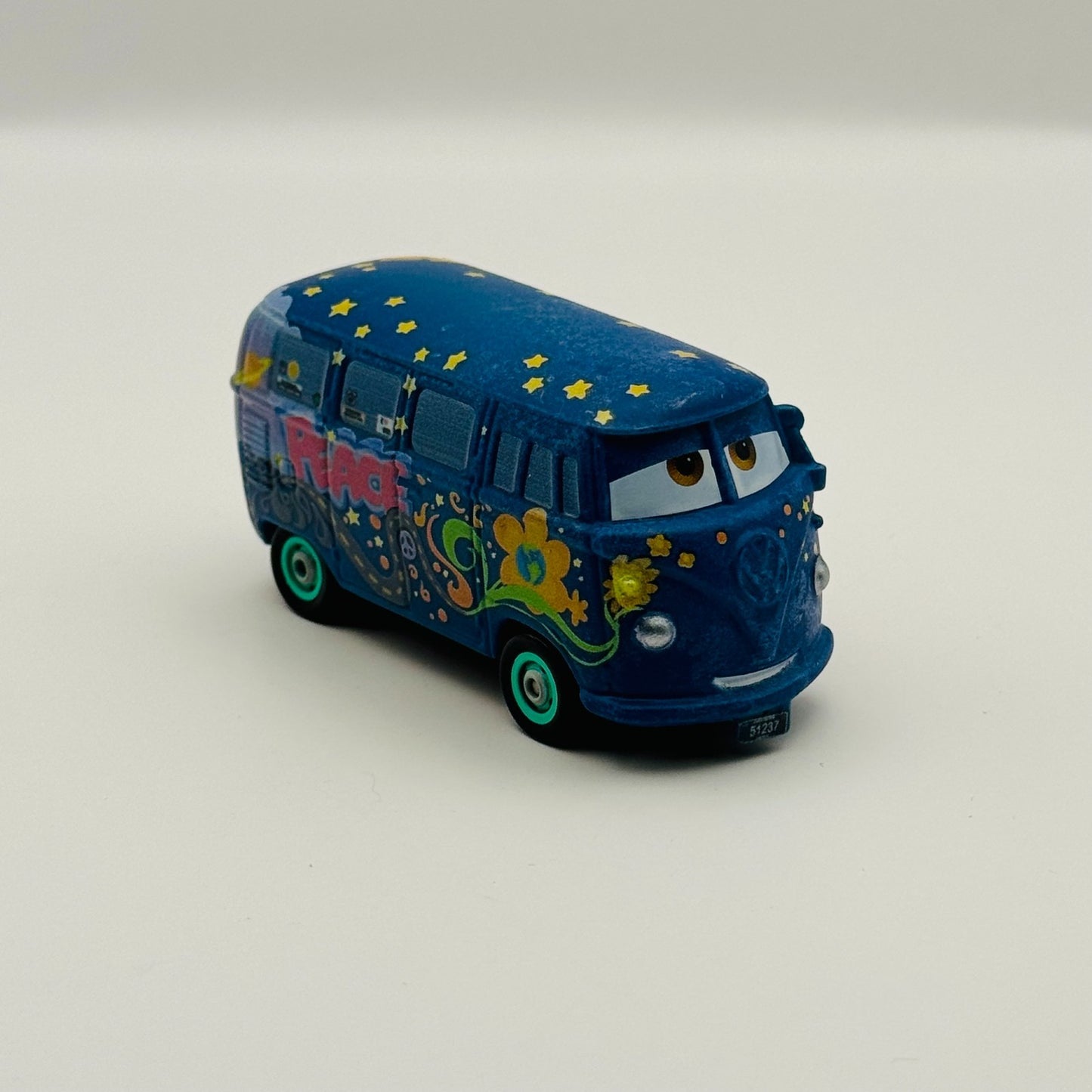 Disney Pixar Cars - COLOR CHANGERS FILLMORE BLUE/GREEN - 1:55 Scale