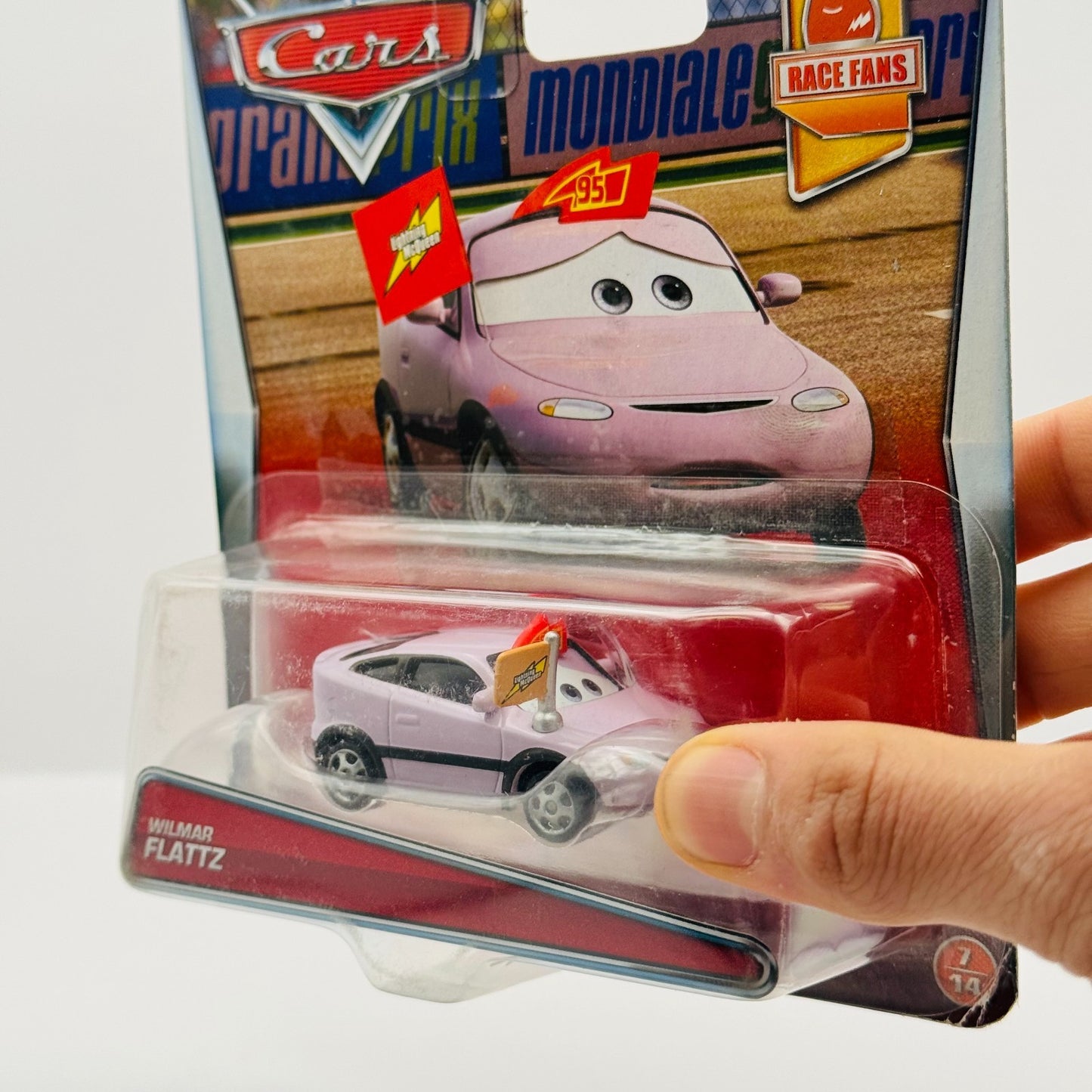 Disney Pixar Cars - WILMAR FLATZ Race Fans 2017 - 1:55 Diecast
