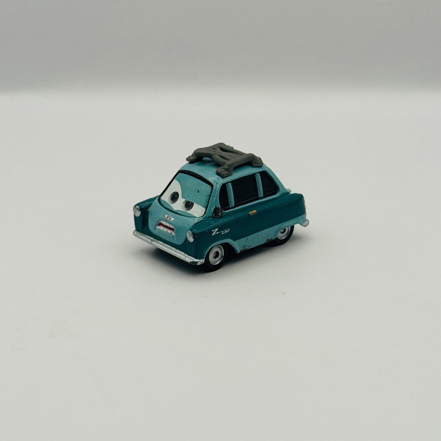 Disney Pixar Cars - PROFESSOR Z *NO EYEGLASS* Cars 2 2011 - 1:55 Diecast