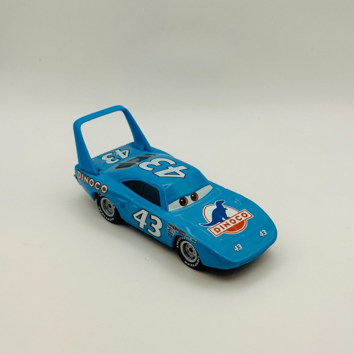Disney Pixar Cars - THE KING STRIP WEATHERS DINOCO - 1:55 Diecast