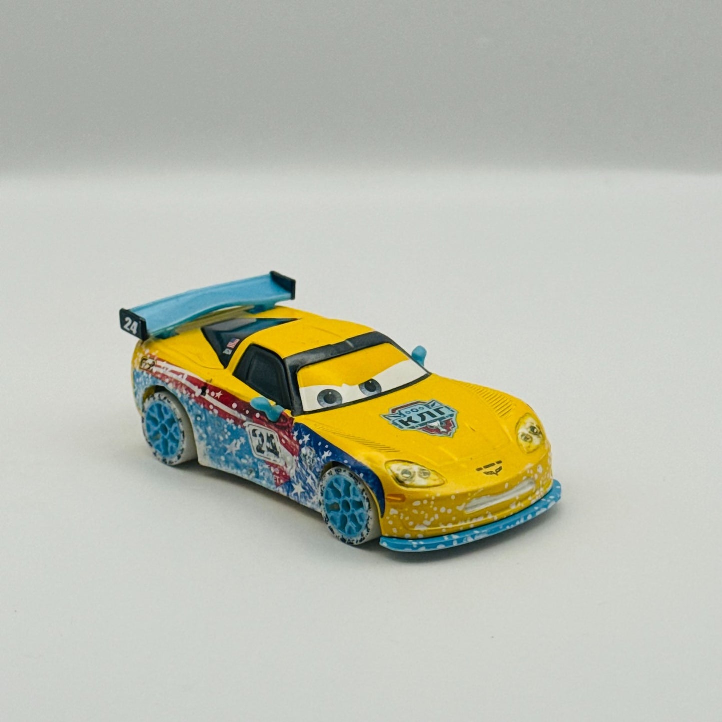 Disney Pixar Cars - ICE RACERS JEFF GORVETTE WGP TROC 2015 - 1:55 Diecast