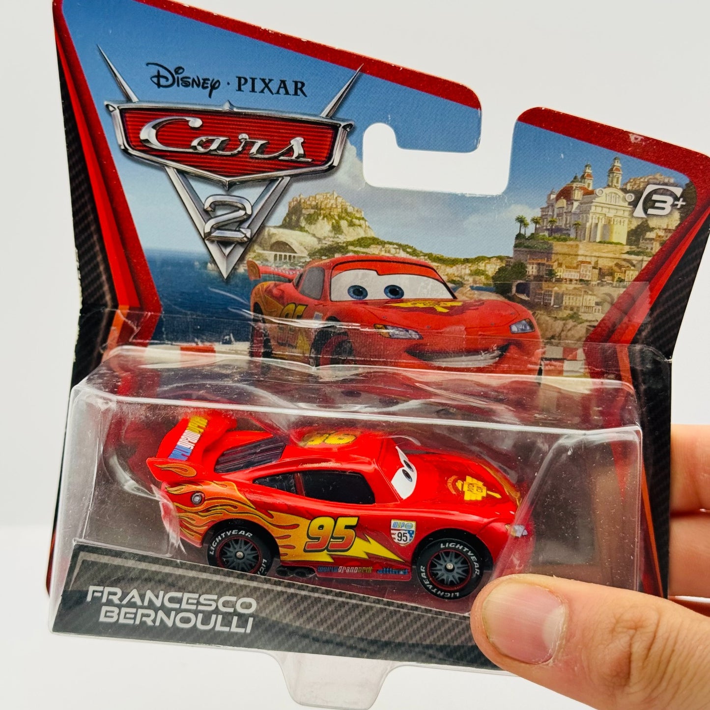 Disney Pixar Cars - WGP LIGHTNING MCQUEEN Short Card Cars 2 2011 - 1:55 Diecast