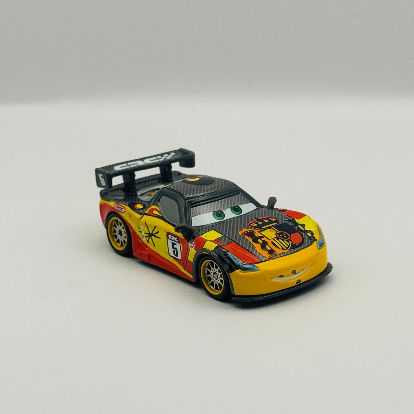 Disney Pixar Cars - CARBON RACERS MIGUEL CAMINO WGP TROC 2016 - 1:55 Diecast